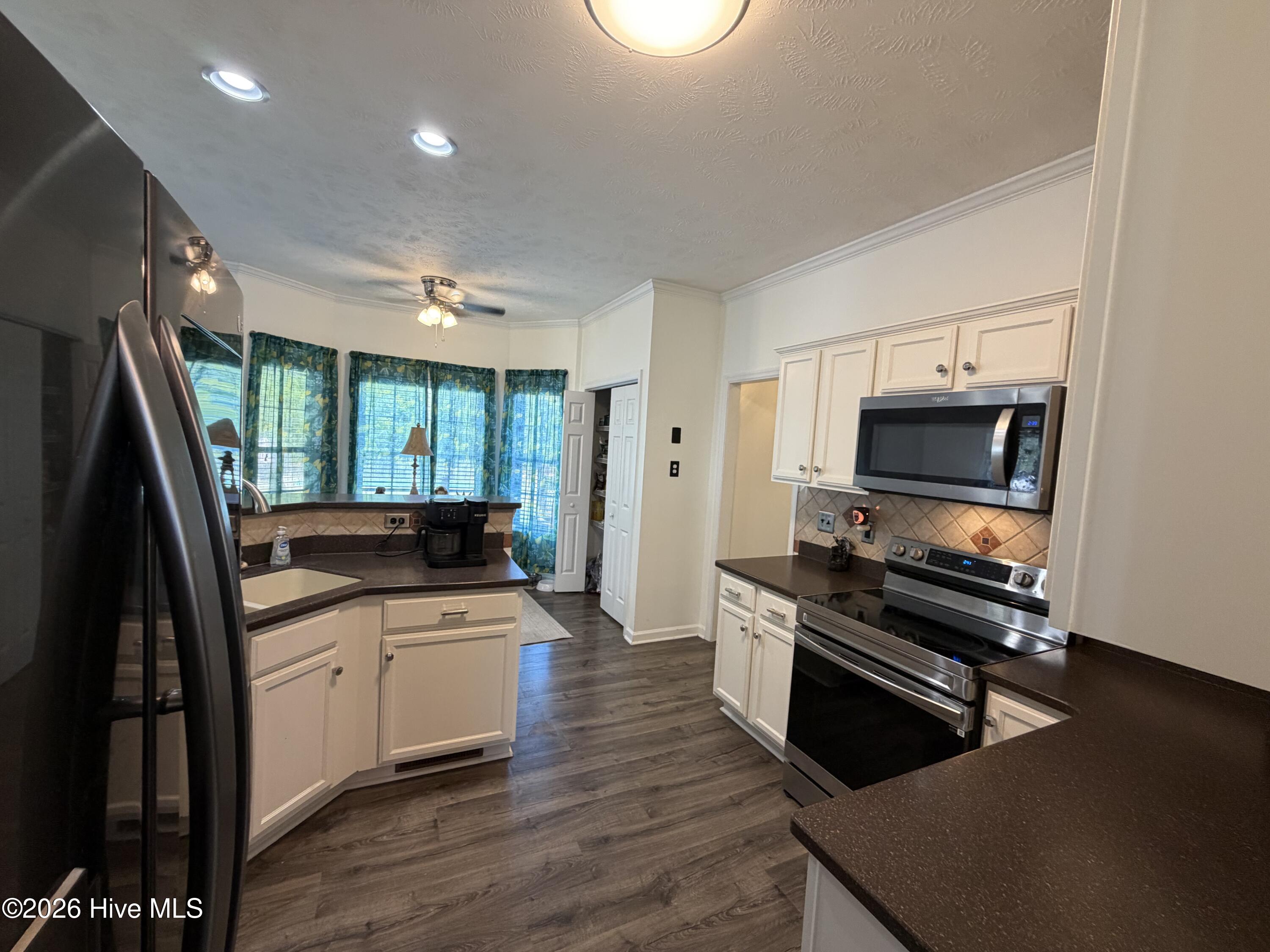 209 Middle Ridge Drive,Hubert