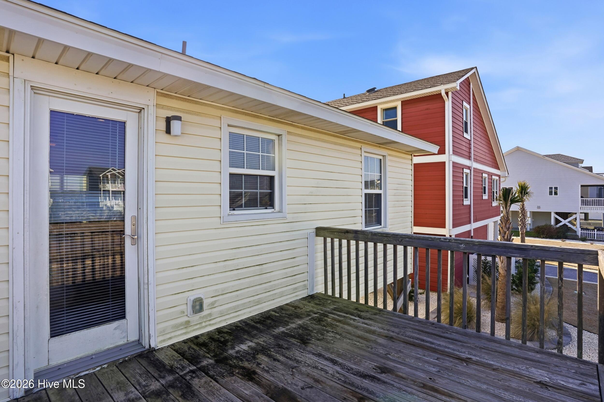 100554580 | Photo 39