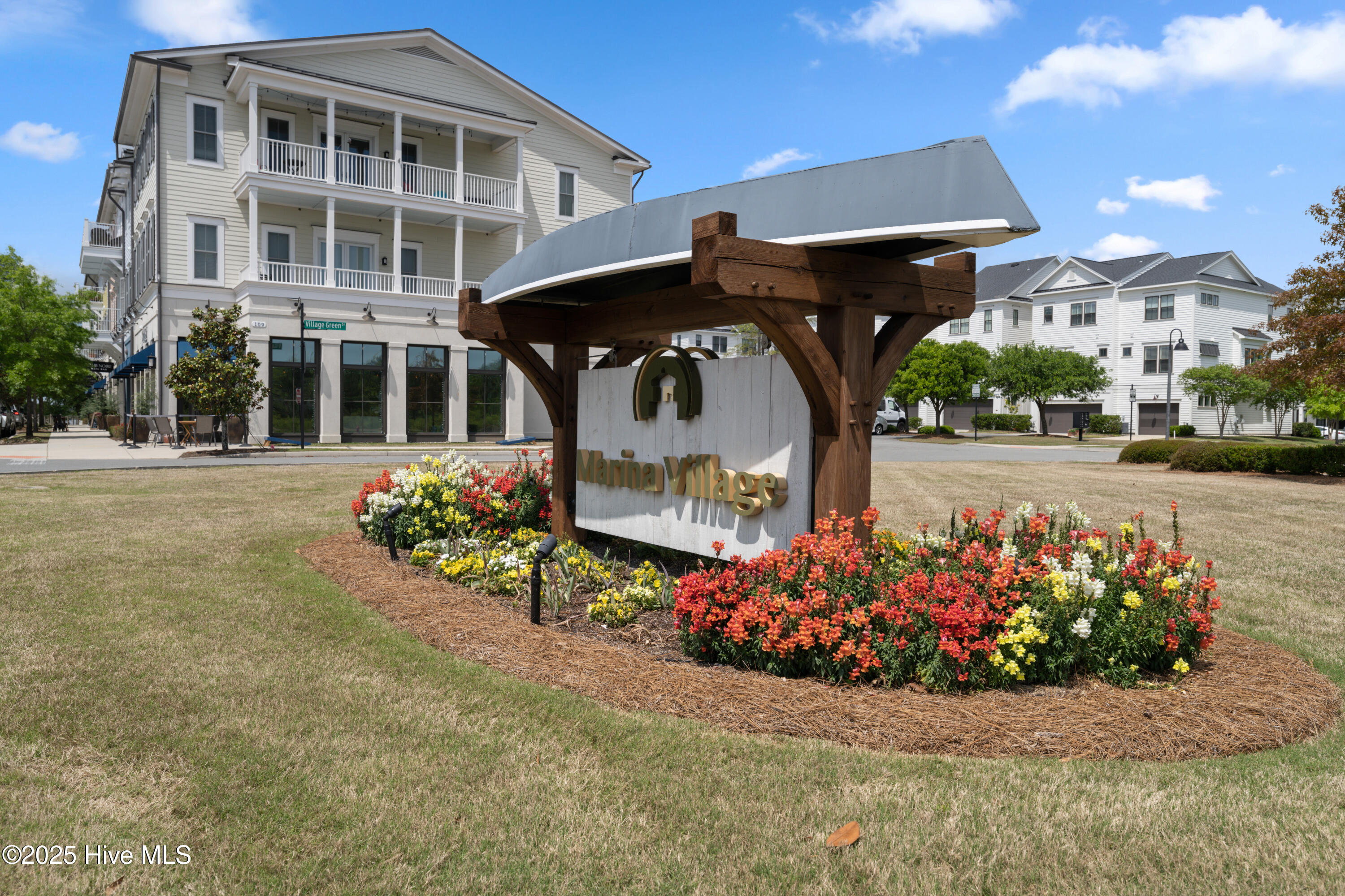 100526645 | Photo 72