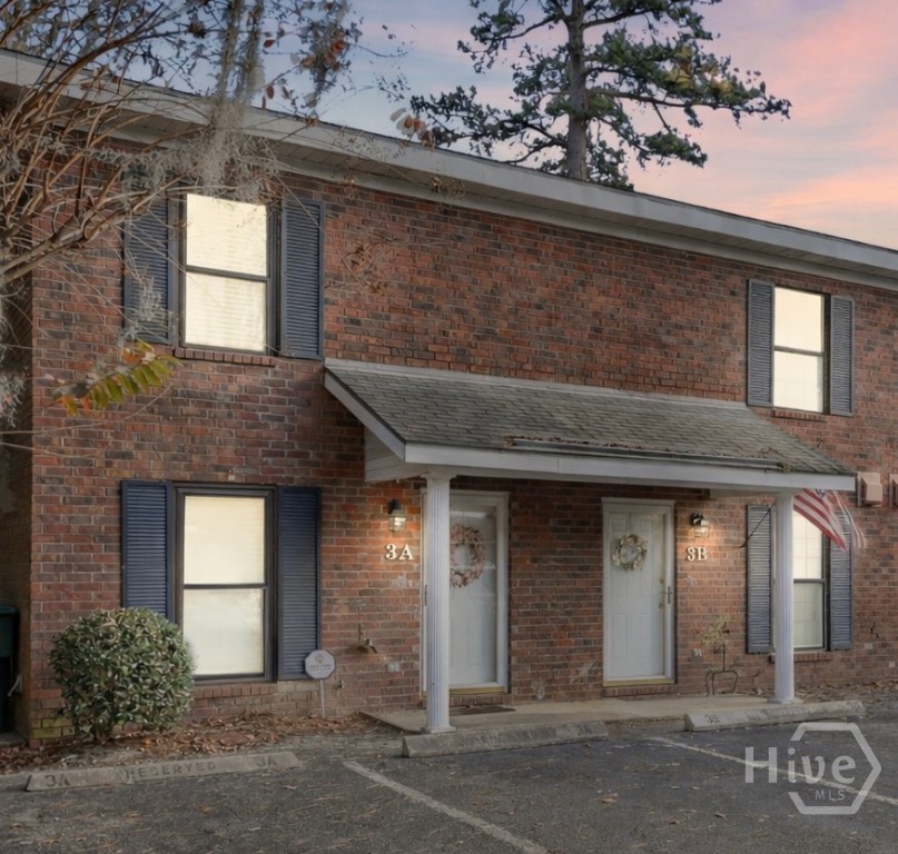 232 Stephenson Avenue 3B