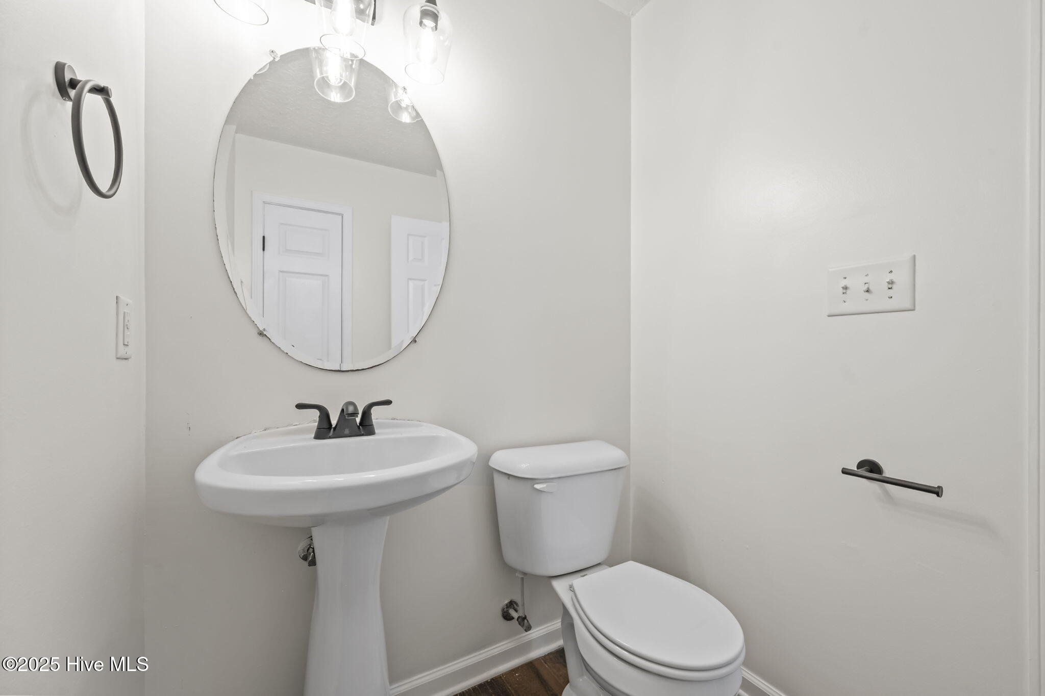 100546746 | Photo 18