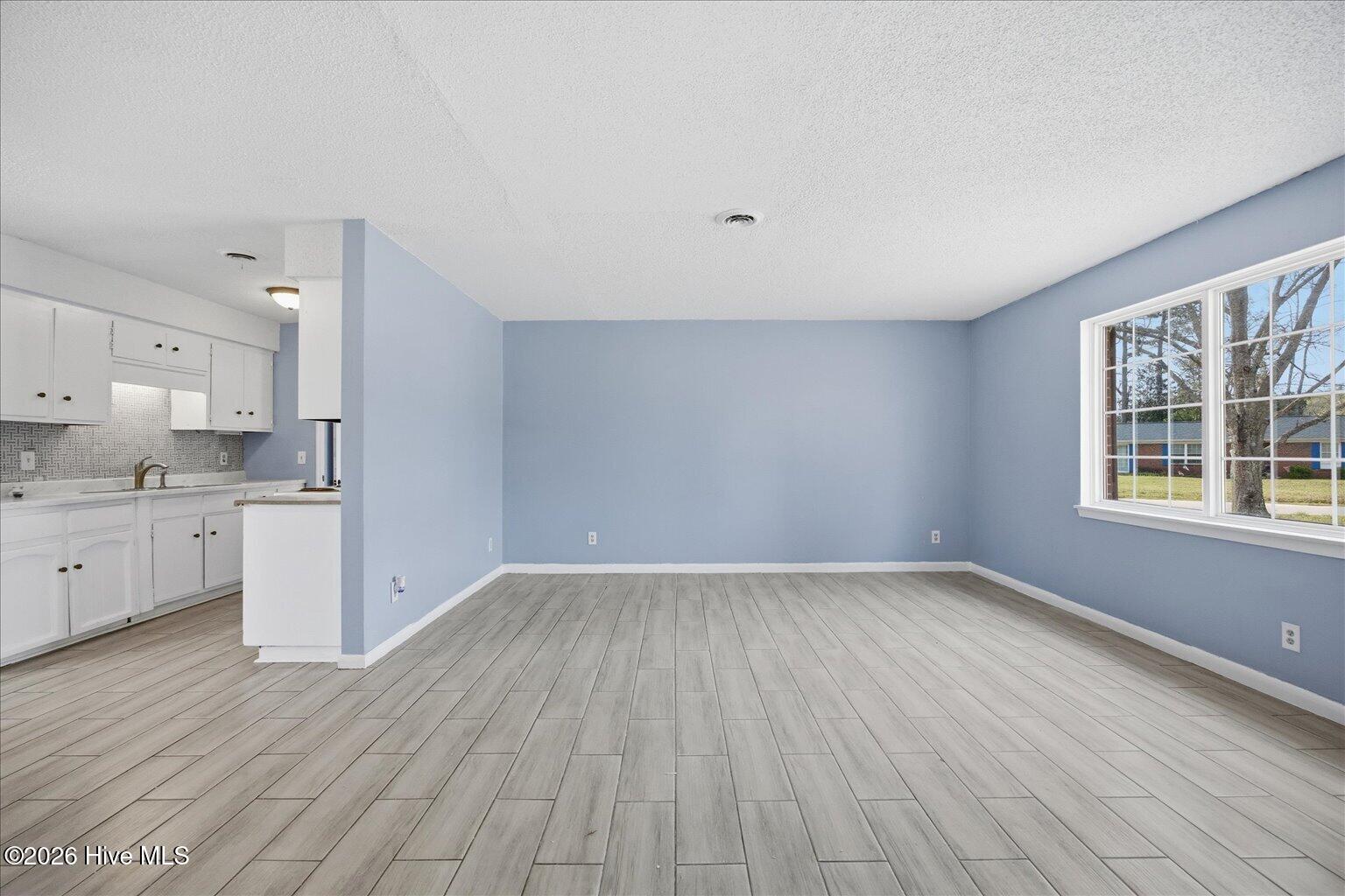 100555957 | Photo 20