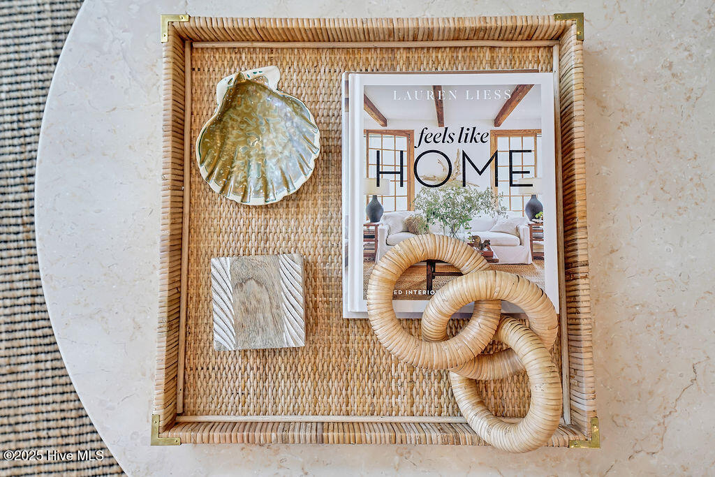 100508979 | Photo 17