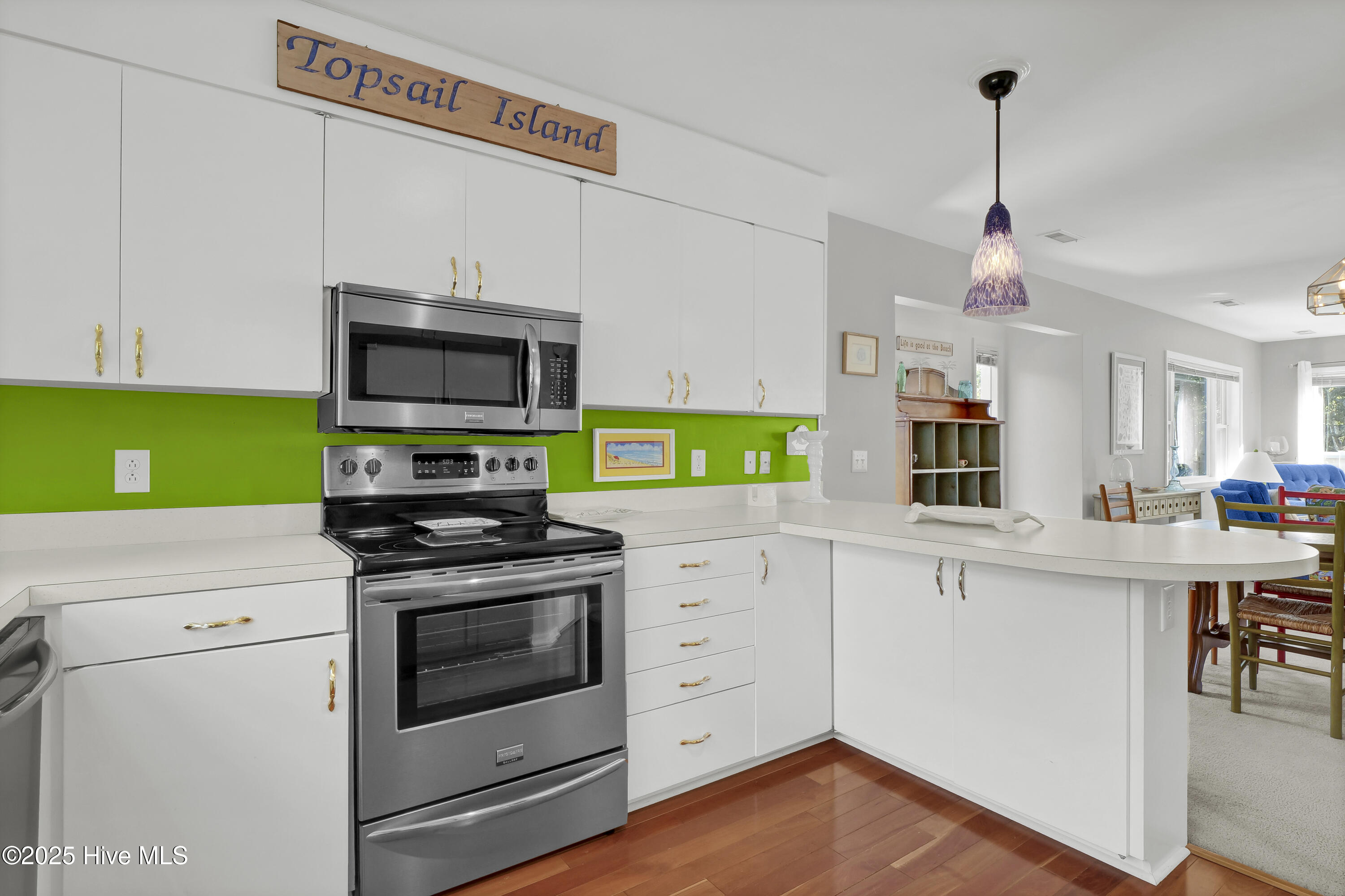 111 Cutlass Drive, Surf City, NC, 28445