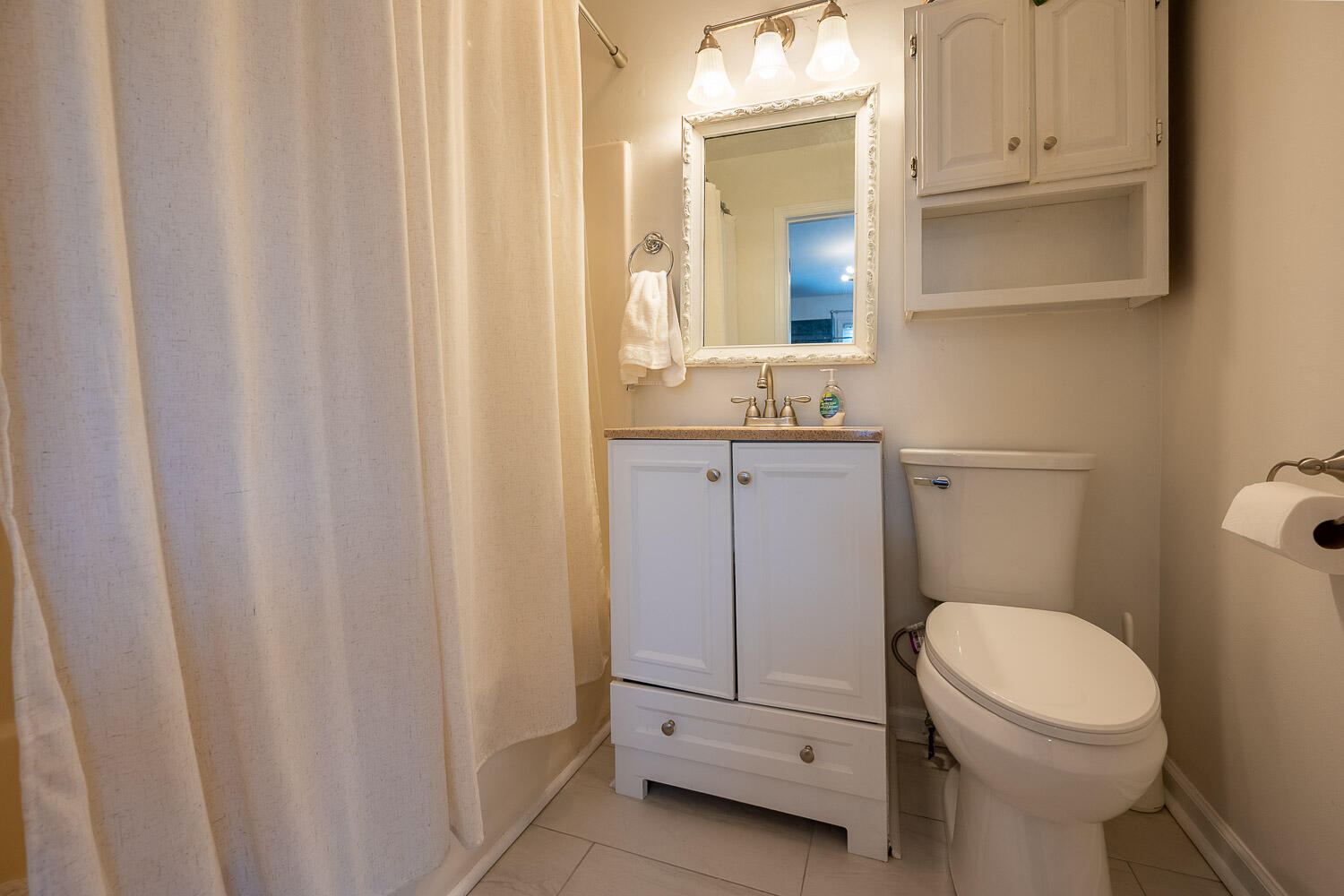 1752 Kissingbower-MLS-15
