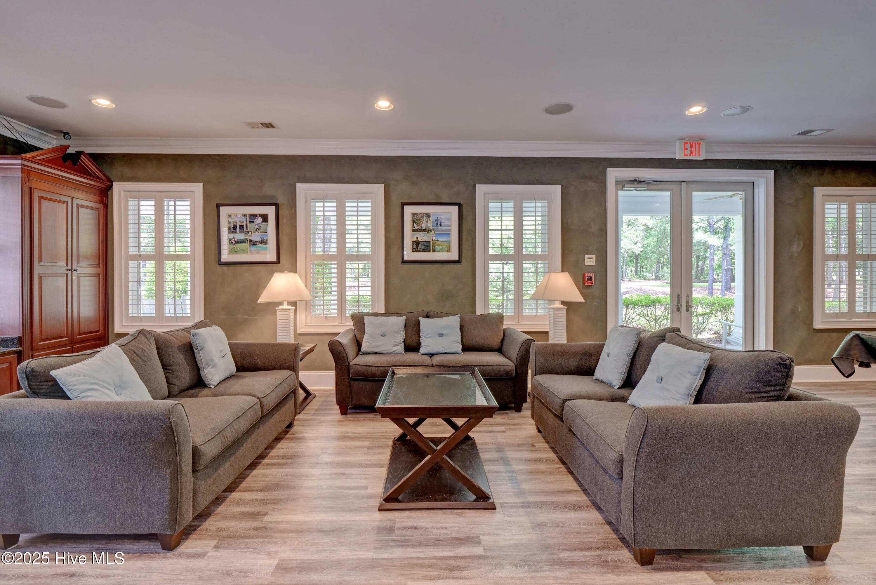 100517426 | Photo 60