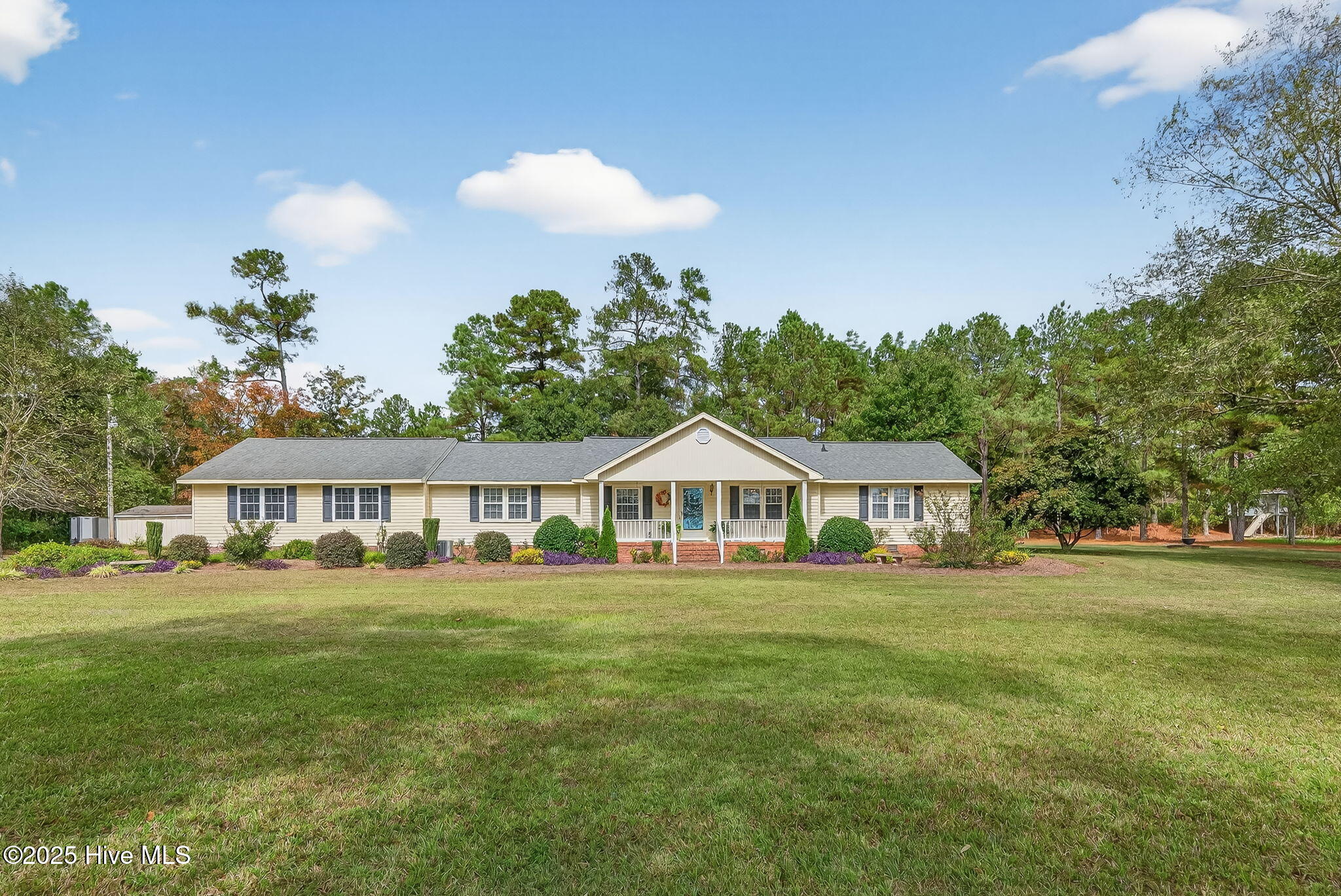 Homes for sale in La Grange, NC | 5130 Aldridge Store Rd, La Grange, NC 28551 | MLS# 100534465