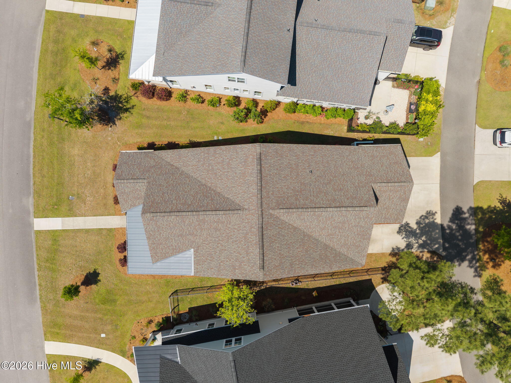 100568555 | Photo 35