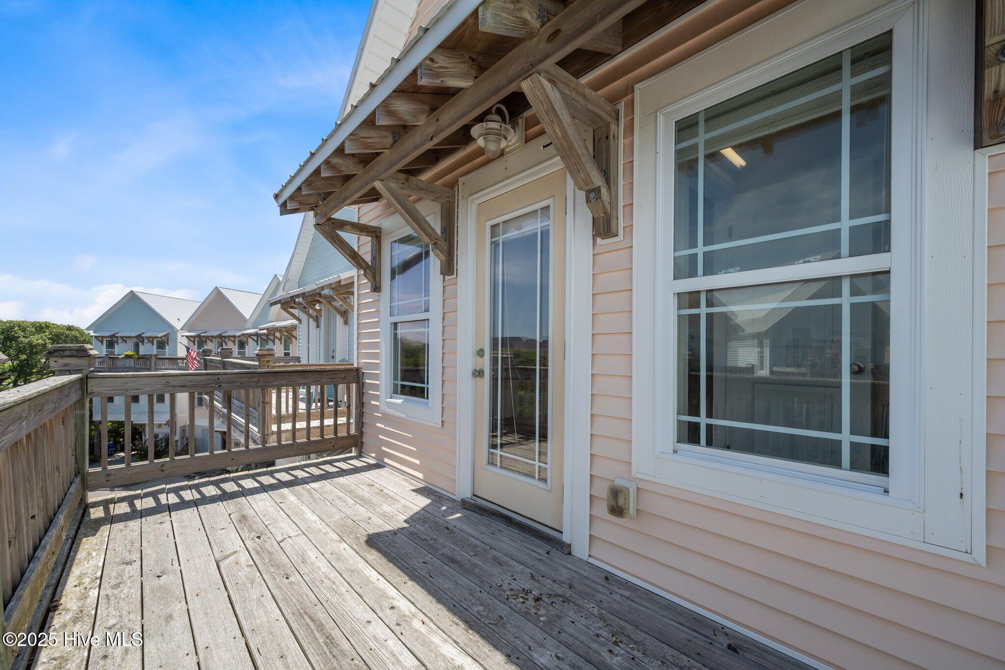 100515598 | Photo 20