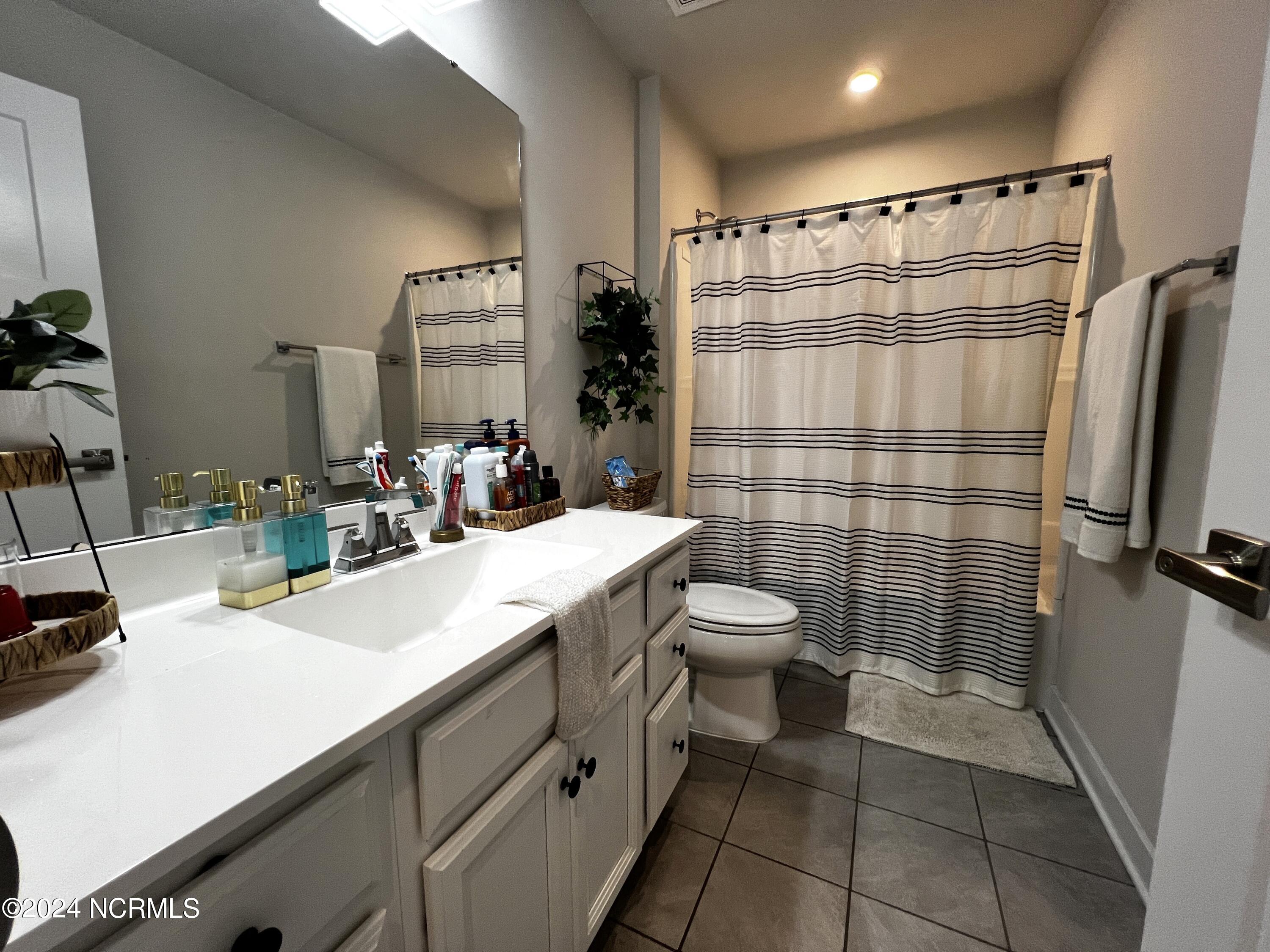 230 Green Lake Road, Moyock, NC, 27958