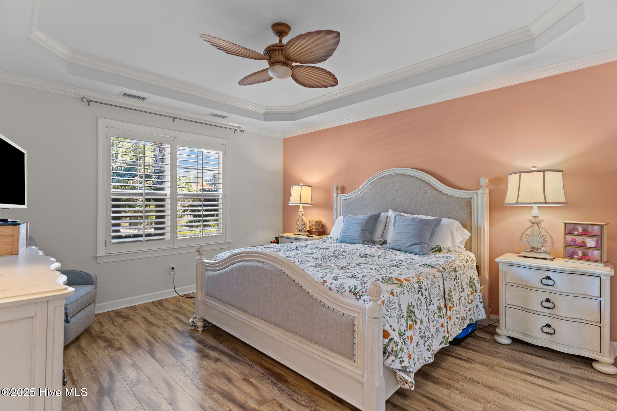 100540381 | Photo 14