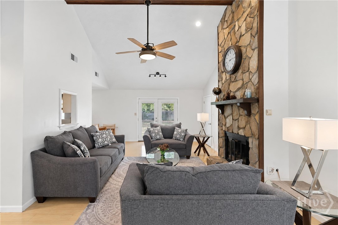 Photo 3 of Single family home for sale at 10 Rivers Bnd Dr, Savannah, GA 31406 | MLS# SA364580 | Listing updated on 2026-09-18