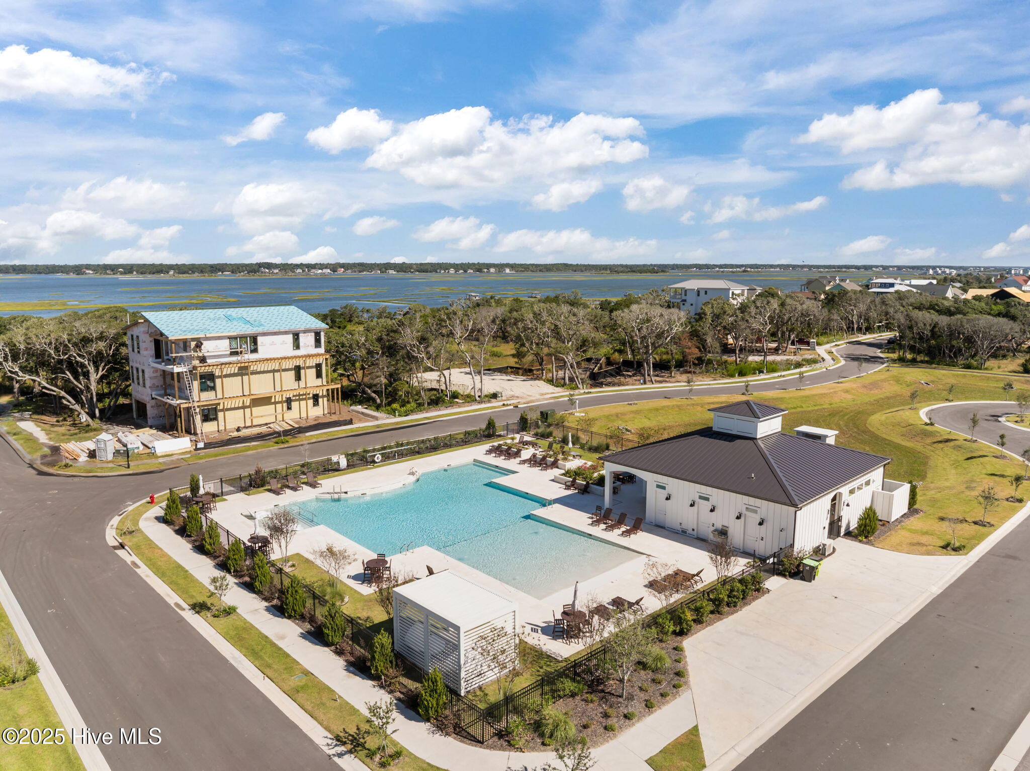 100532094 | Photo 22