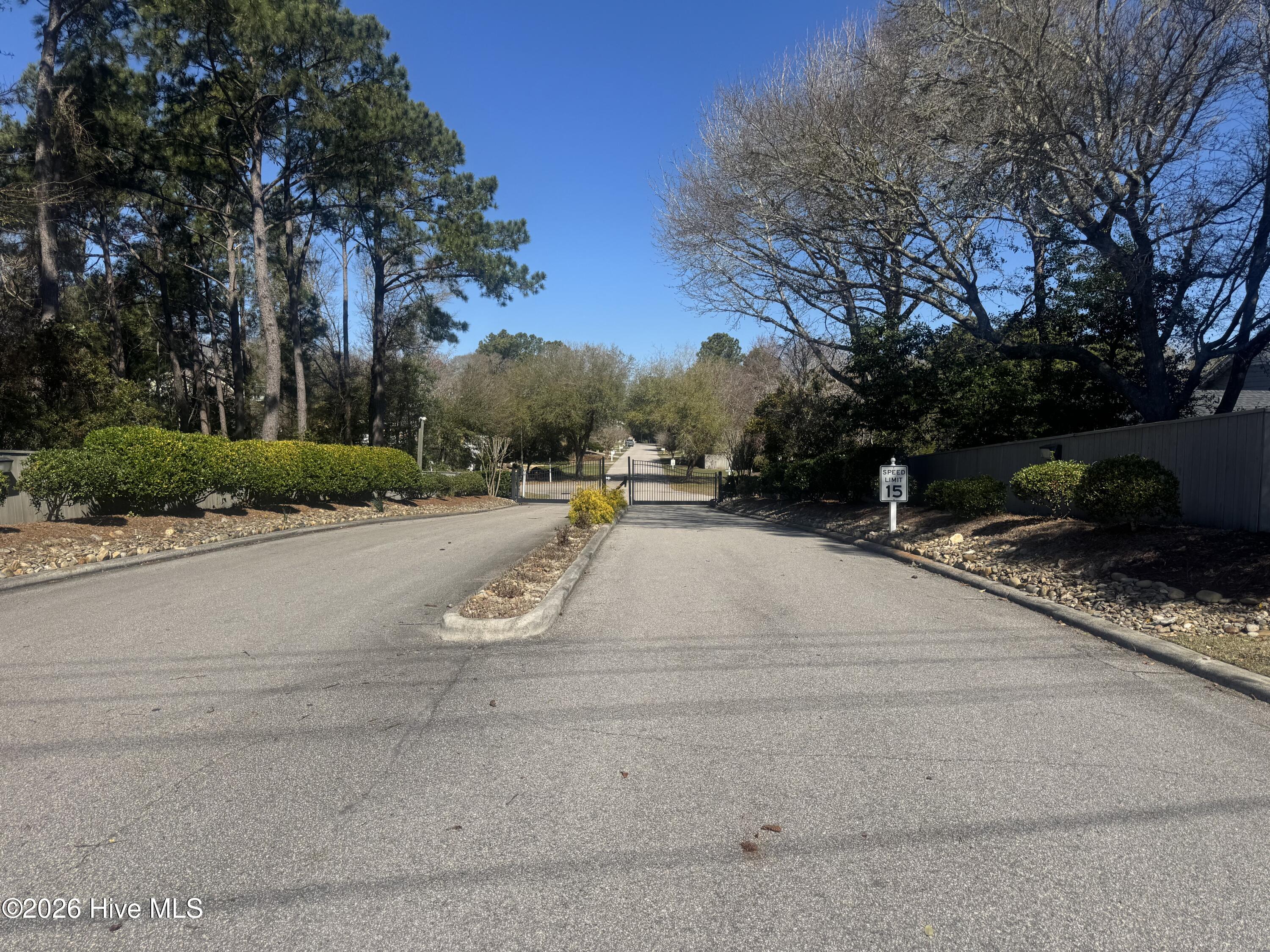 100560834 | Photo 43