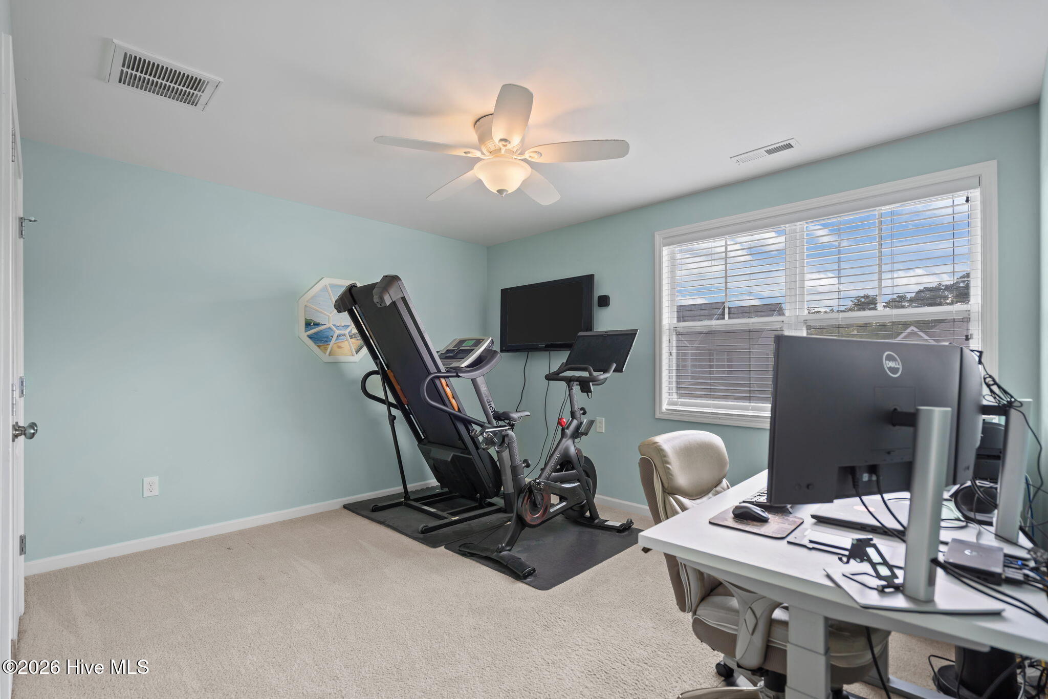 100570490 | Photo 27