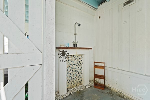 Homes for sale in Tybee Island, GA | 105 Lovell Ave, Tybee Island, GA 31328 | MLS# SA333622