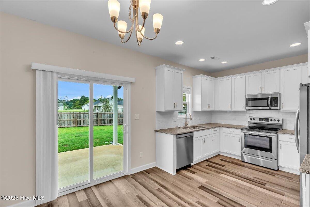 100537341 | Photo 10