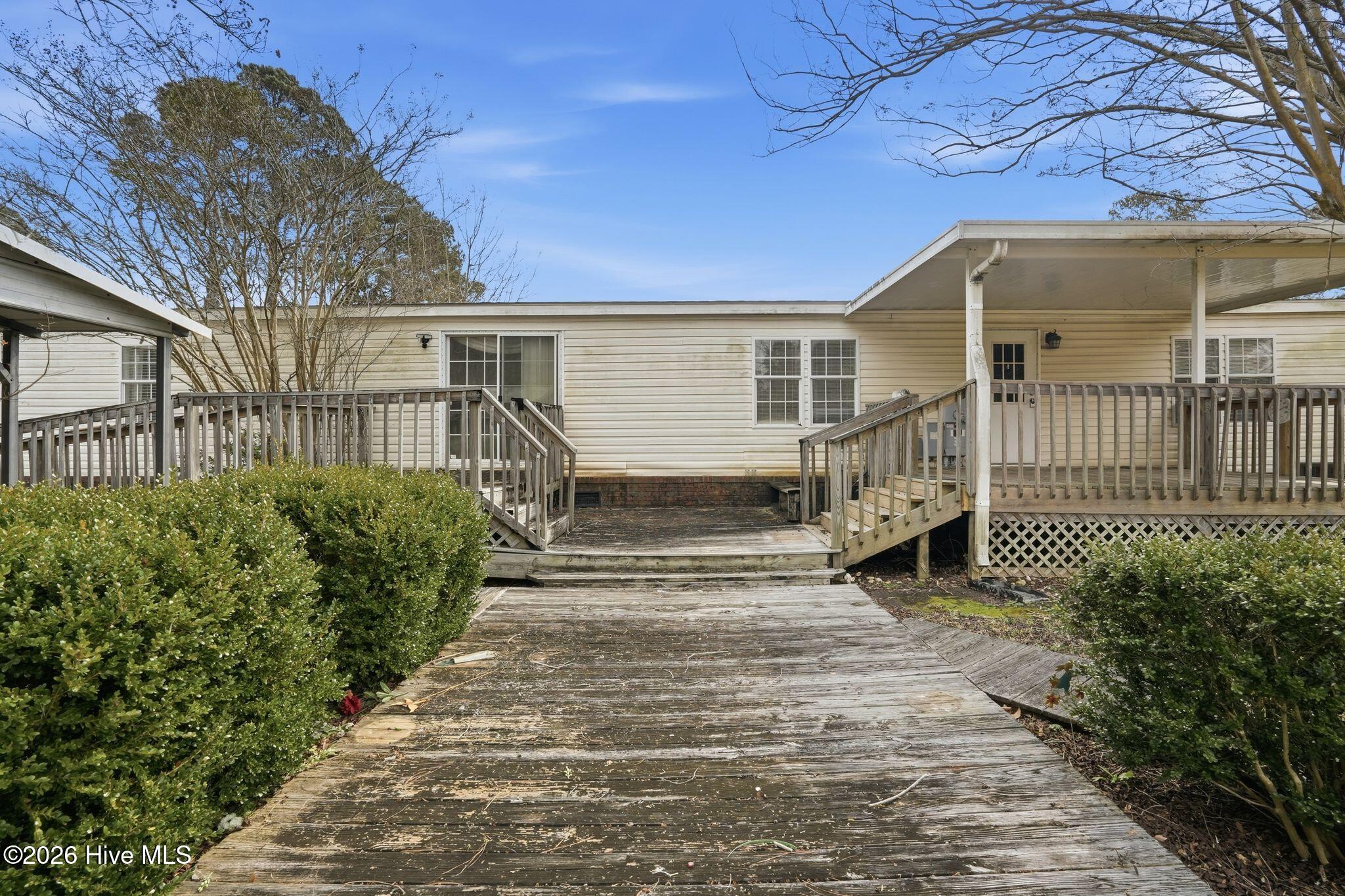 100556115 | Photo 82