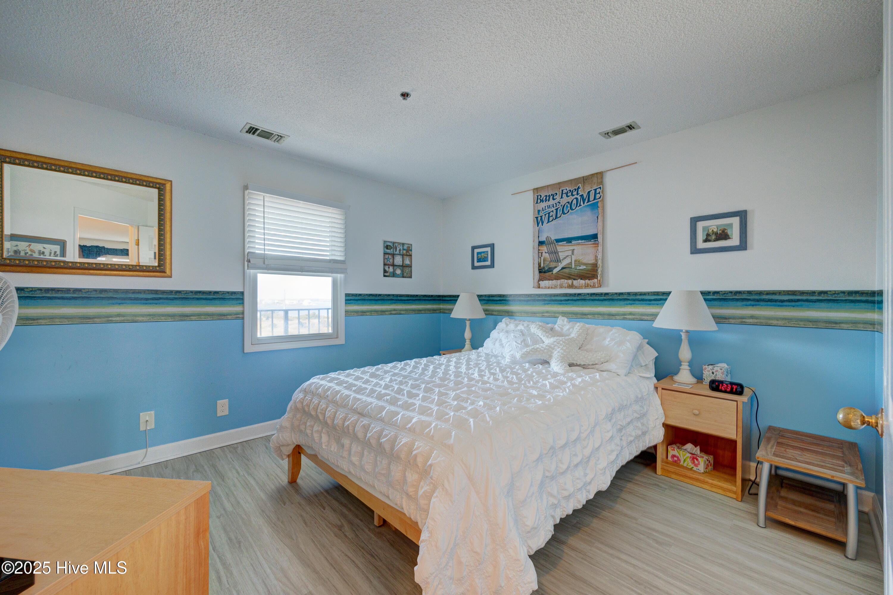 100495113 | Photo 18