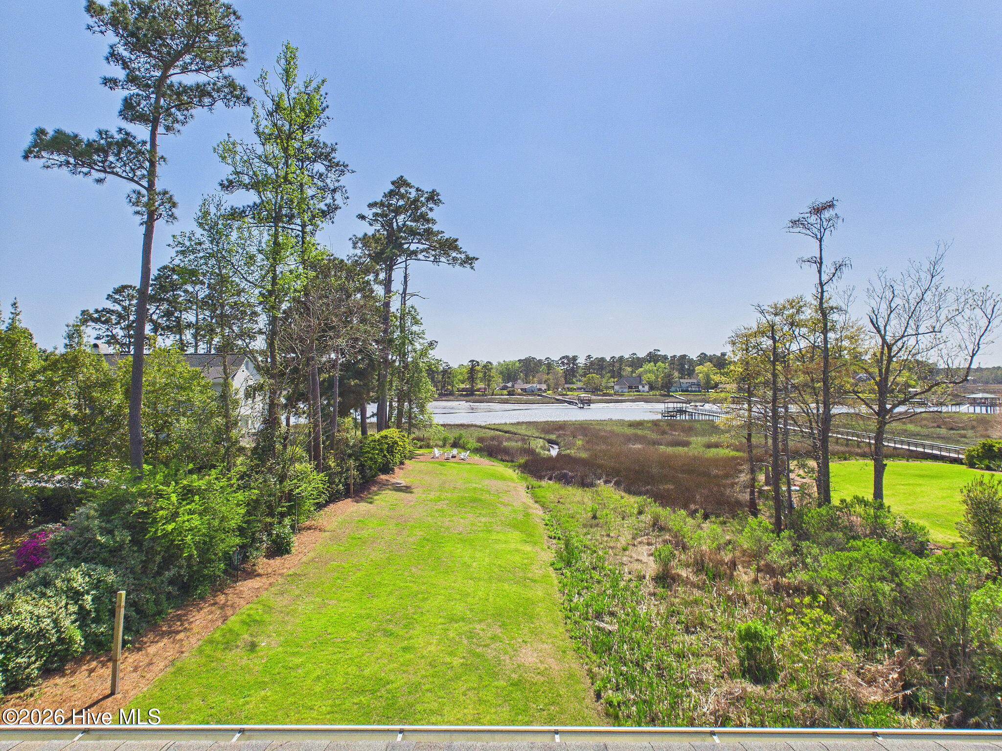 100549374 | Photo 78