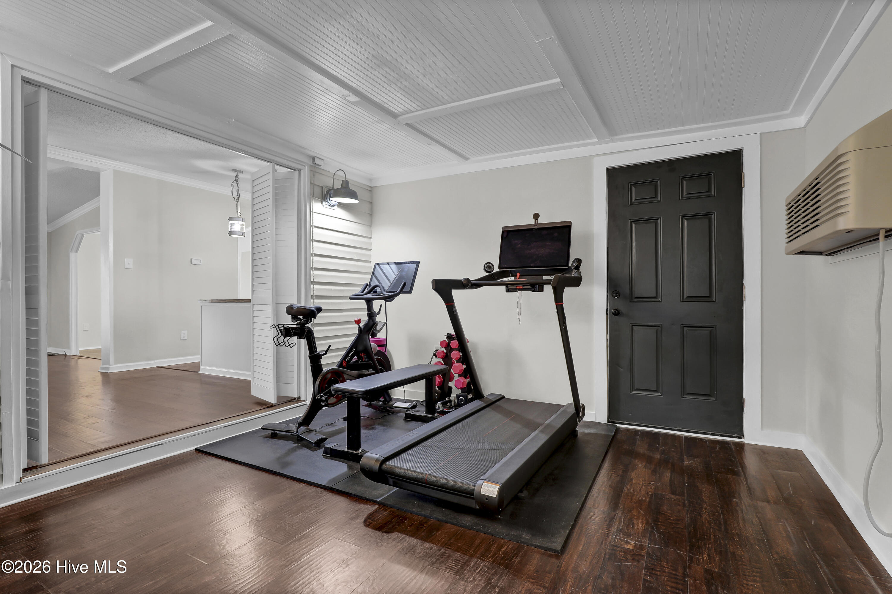 100558020 | Photo 17