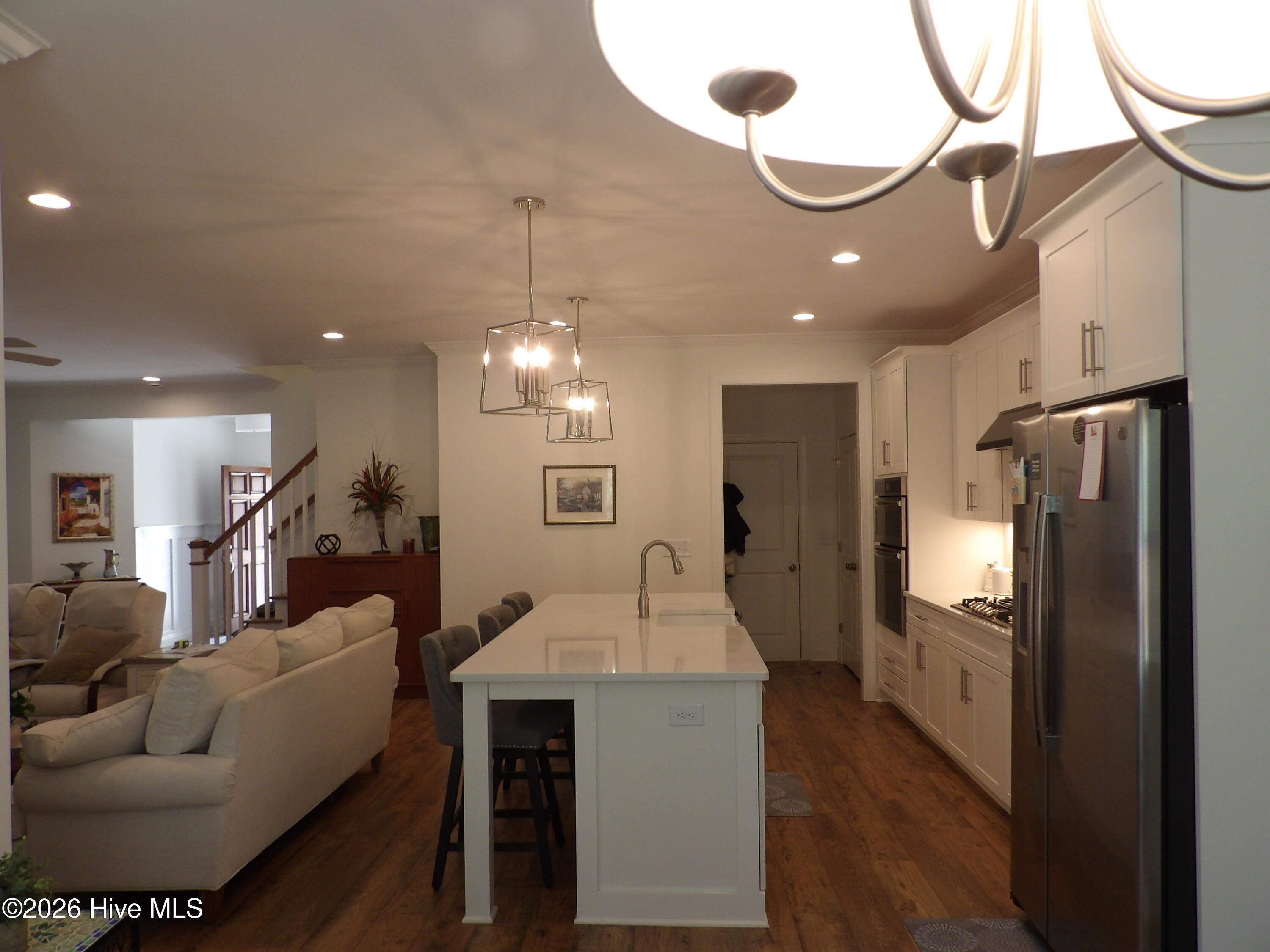 100561891 | Photo 21