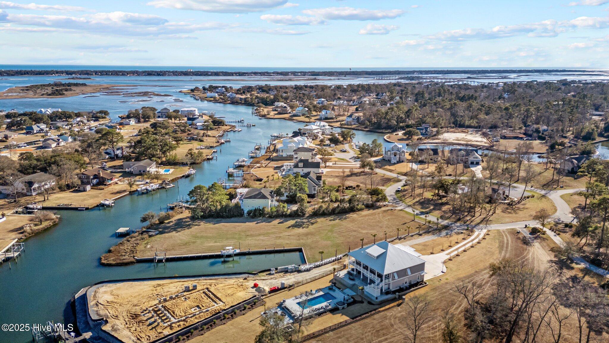 100532073 | Photo 19