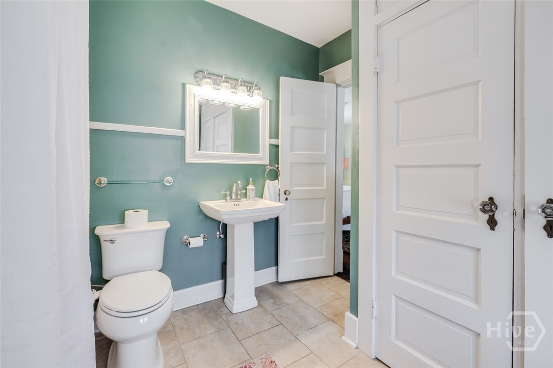 37 E 50Th Street, Savannah, GA, 31405