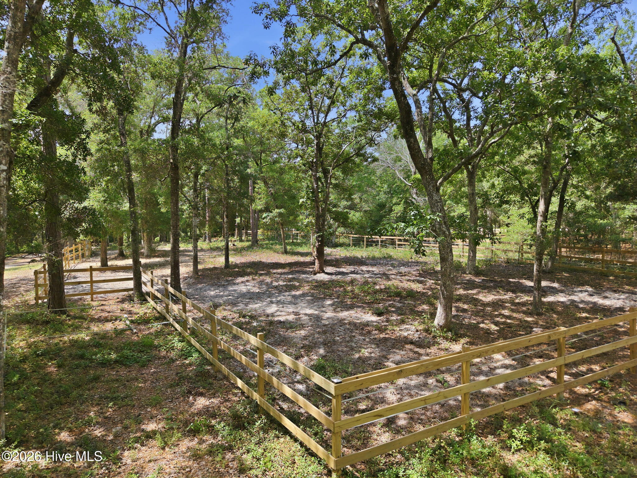 The 2nd Back pasture is in the center area of lot, not shown