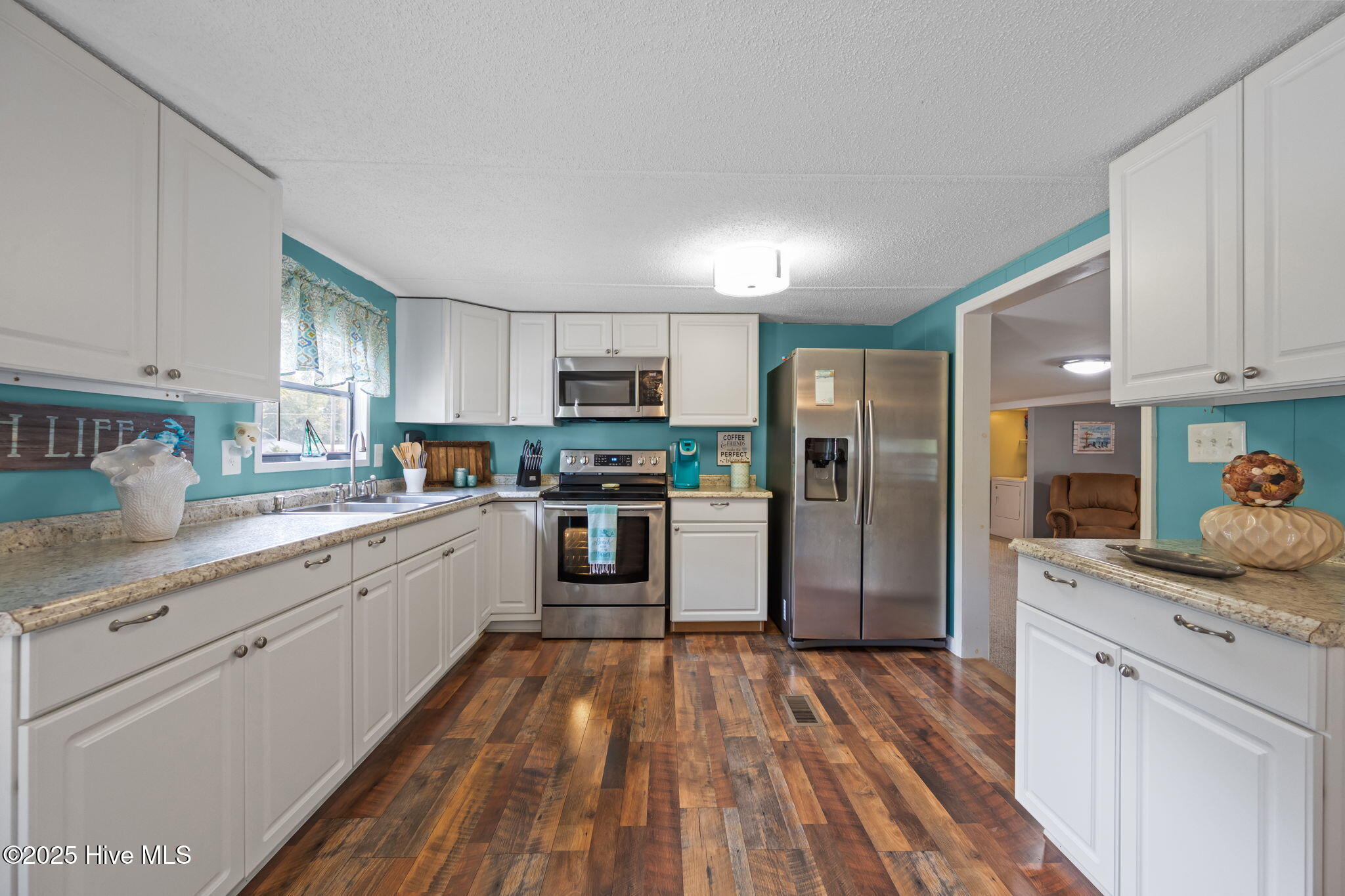 100535152 | Photo 21