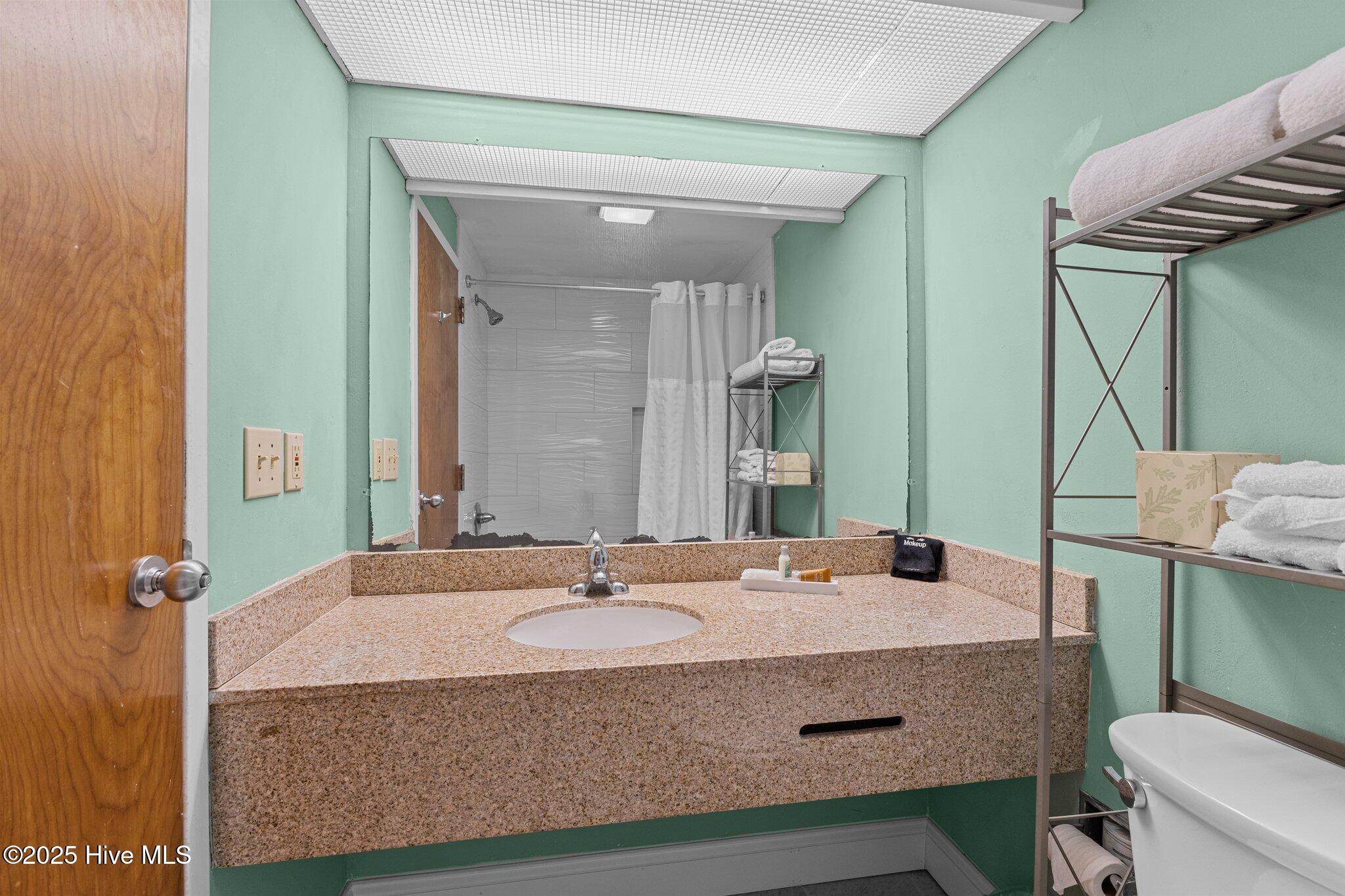 602 W Ft Macon Road UNIT 231, Atlantic Beach, NC, 28512