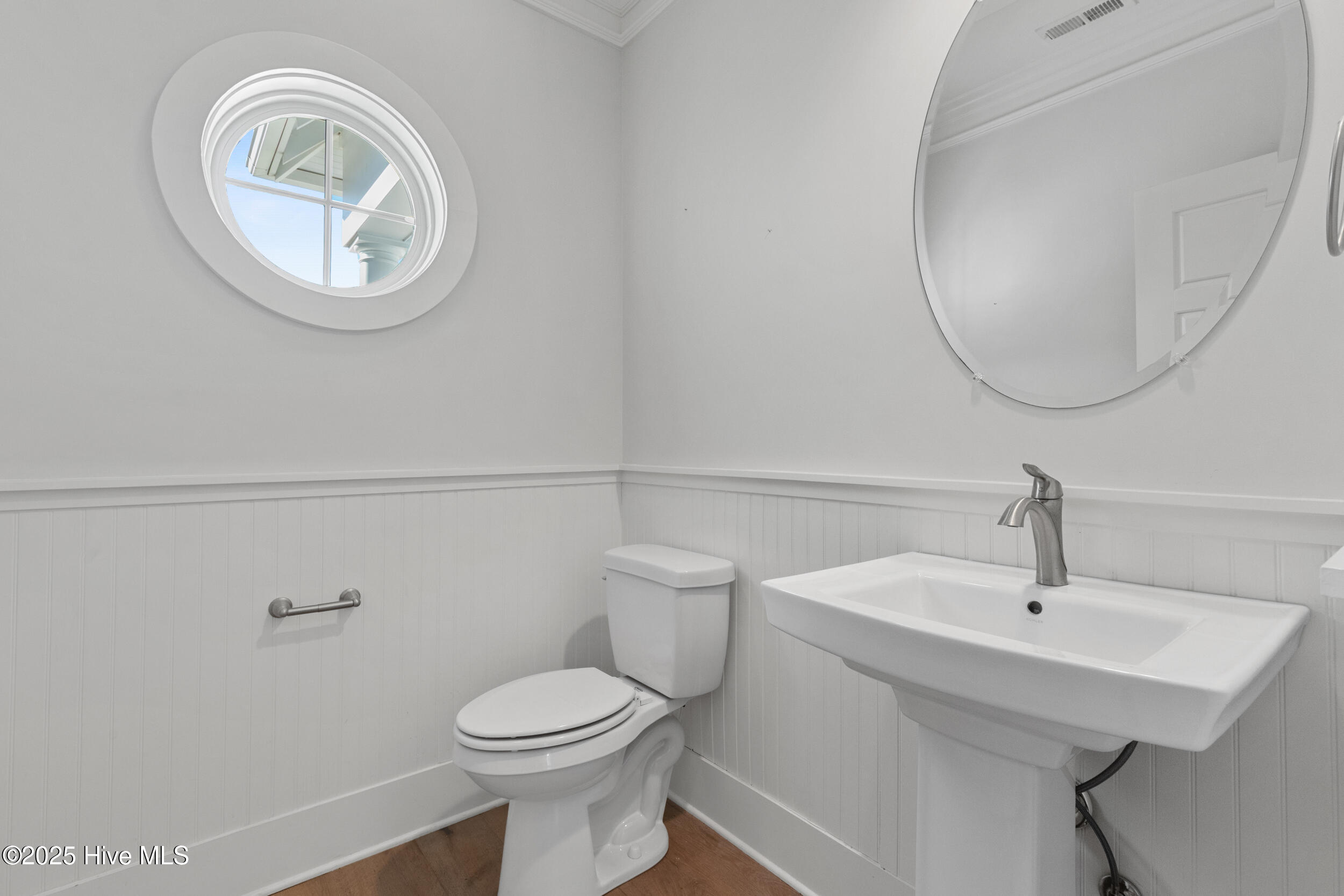 100541270 | Photo 56