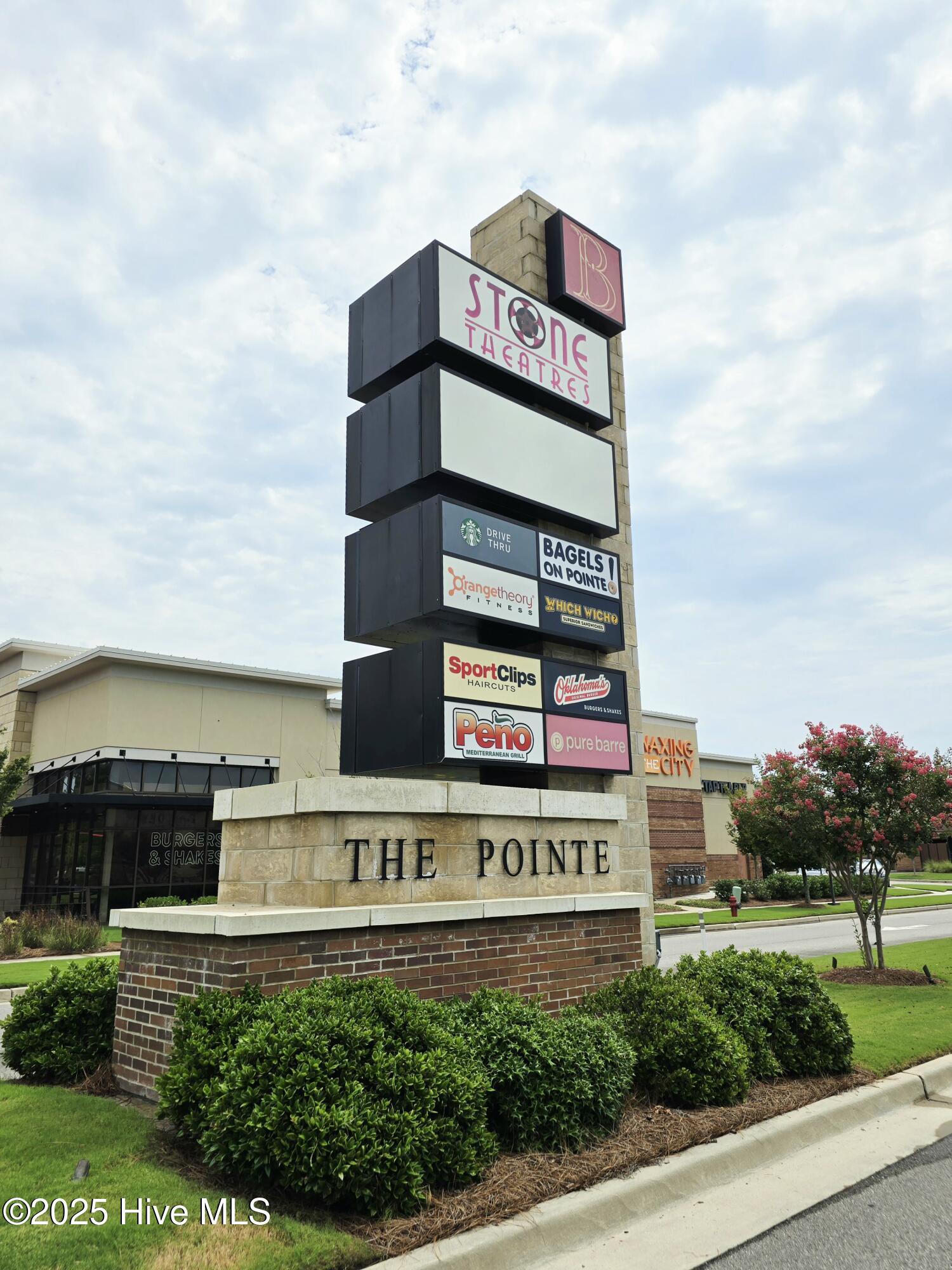 100522213 | Photo 45