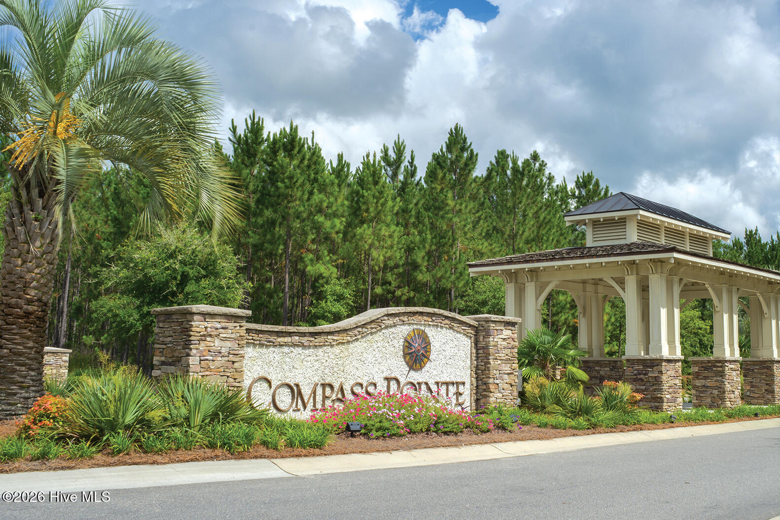 100553902 | Photo 41