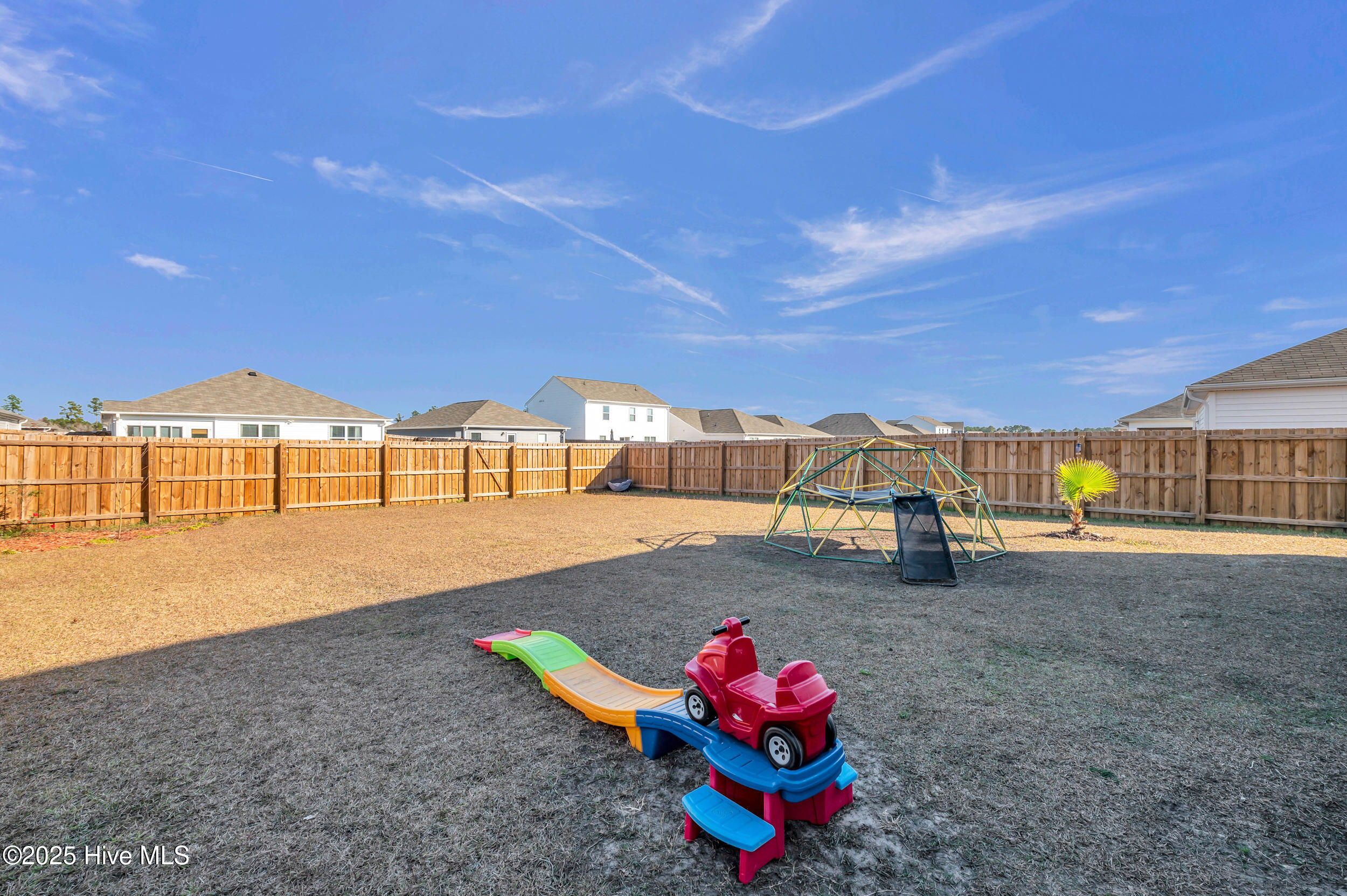 100543422 | Photo 34