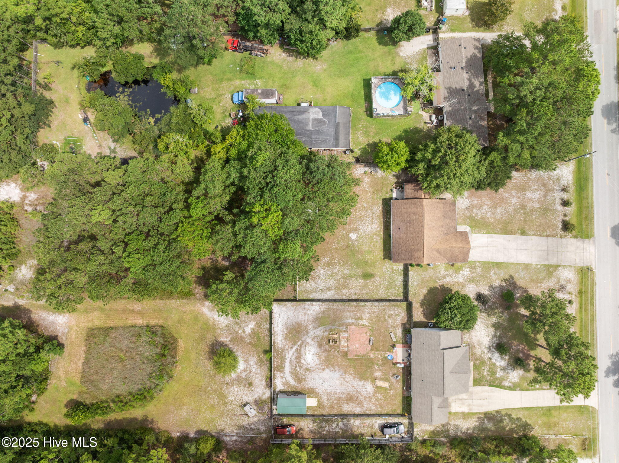 100526842 | Photo 55