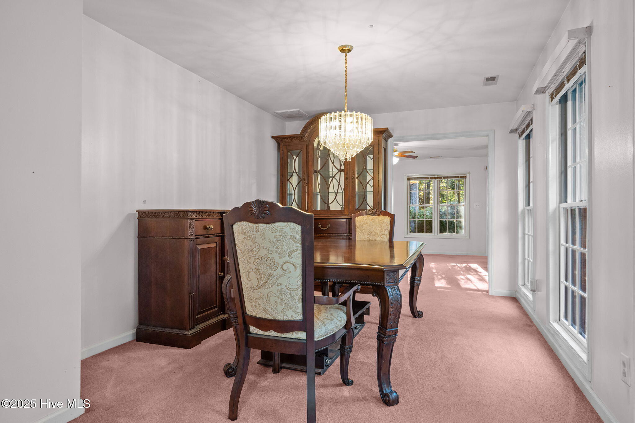 100540758 | Photo 22