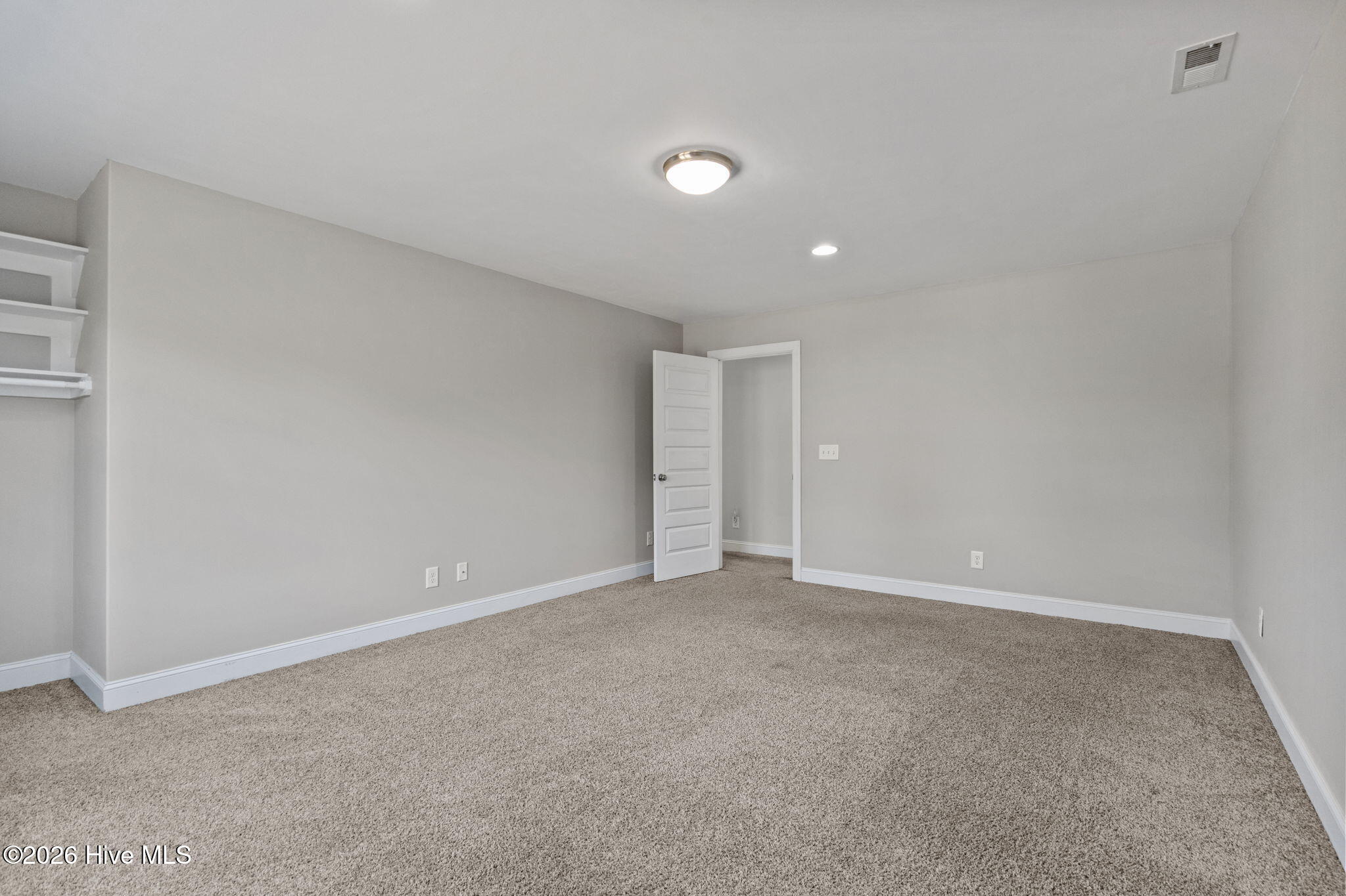 422 Lanyard Drive,Newport