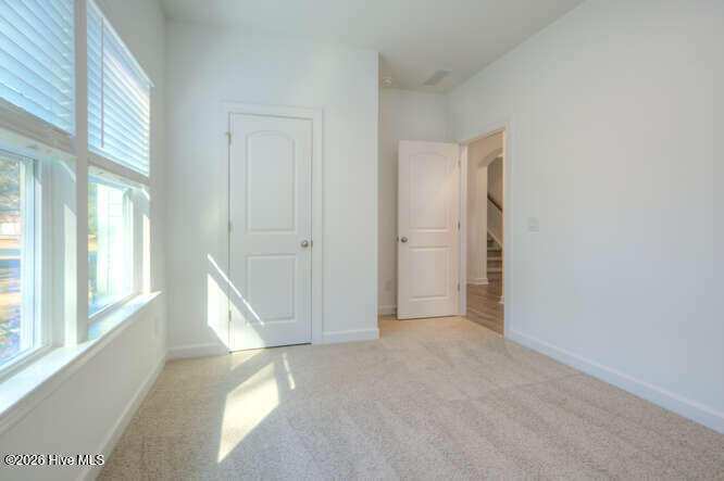 100555461 | Photo 18