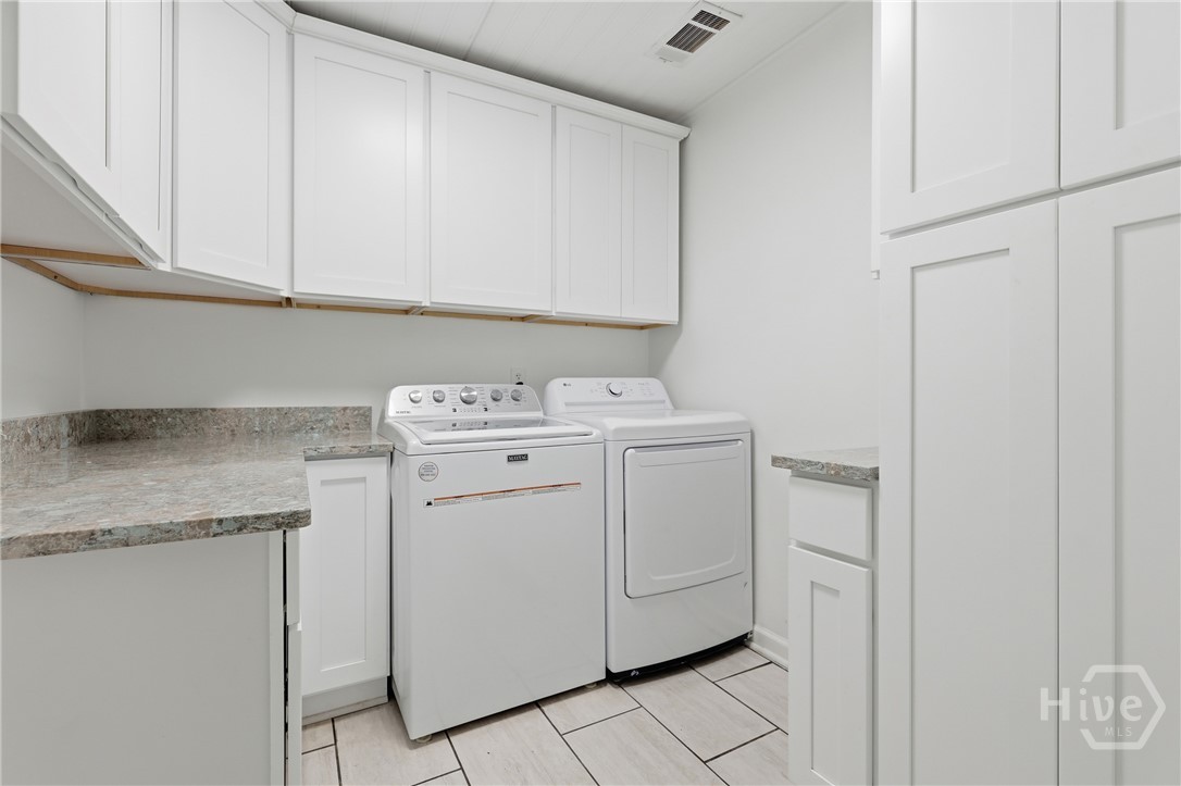 Separate Laundry room and pantry
