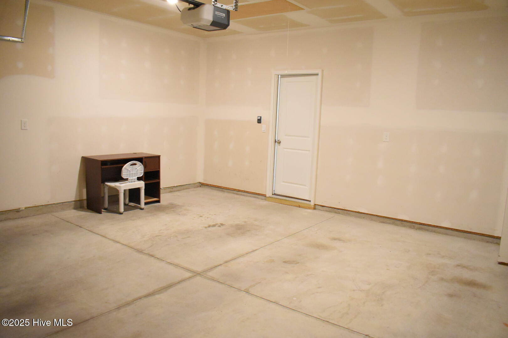 100535497 | Photo 24