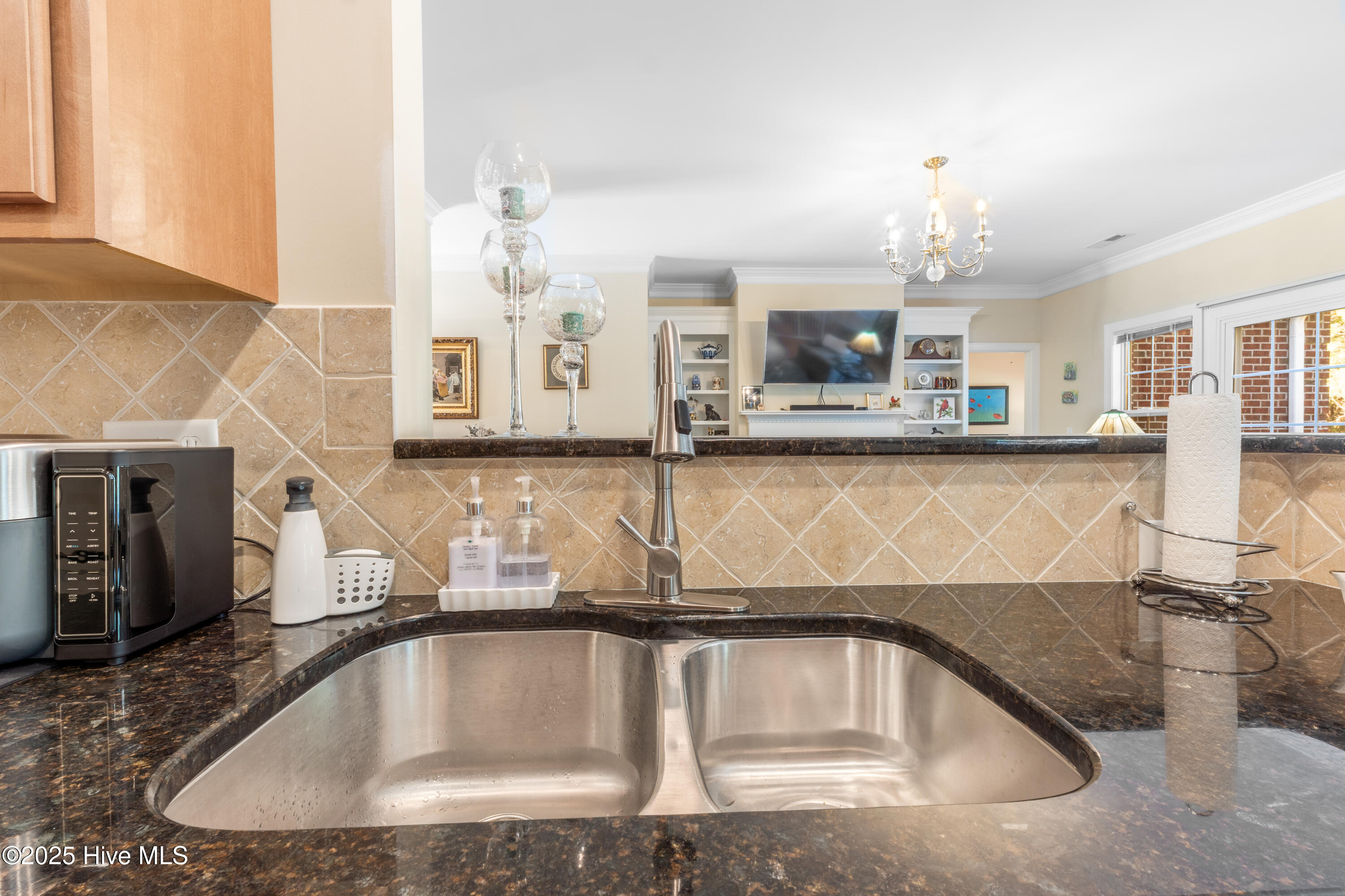 100541484 | Photo 32