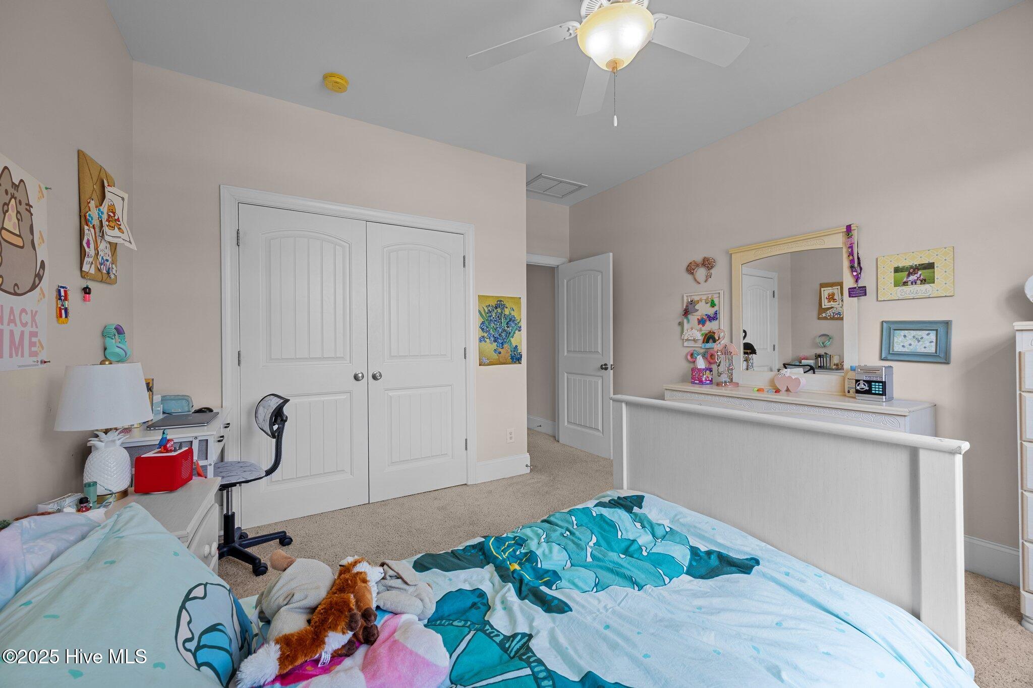 100516018 | Photo 35