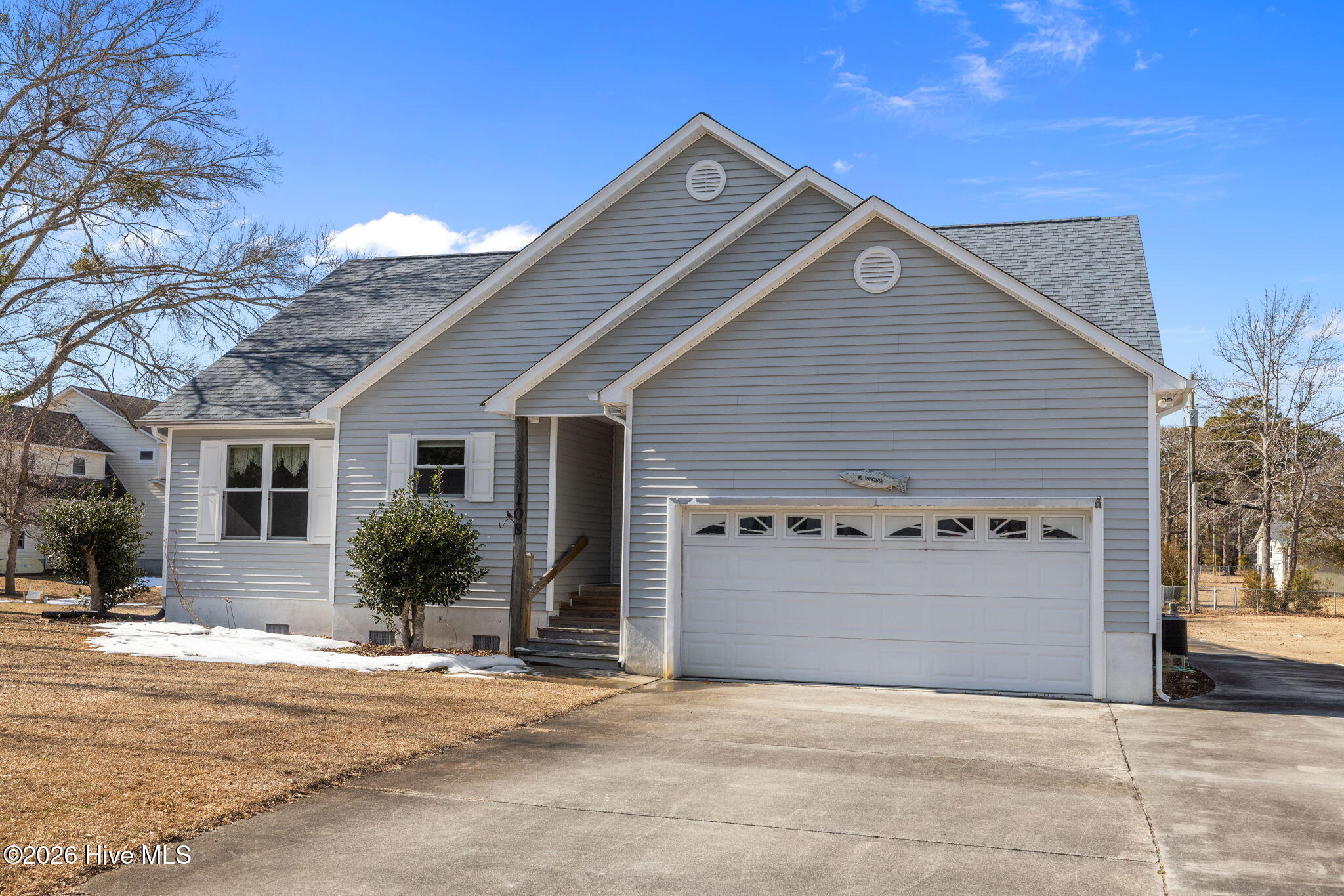 100554027 | Photo 42