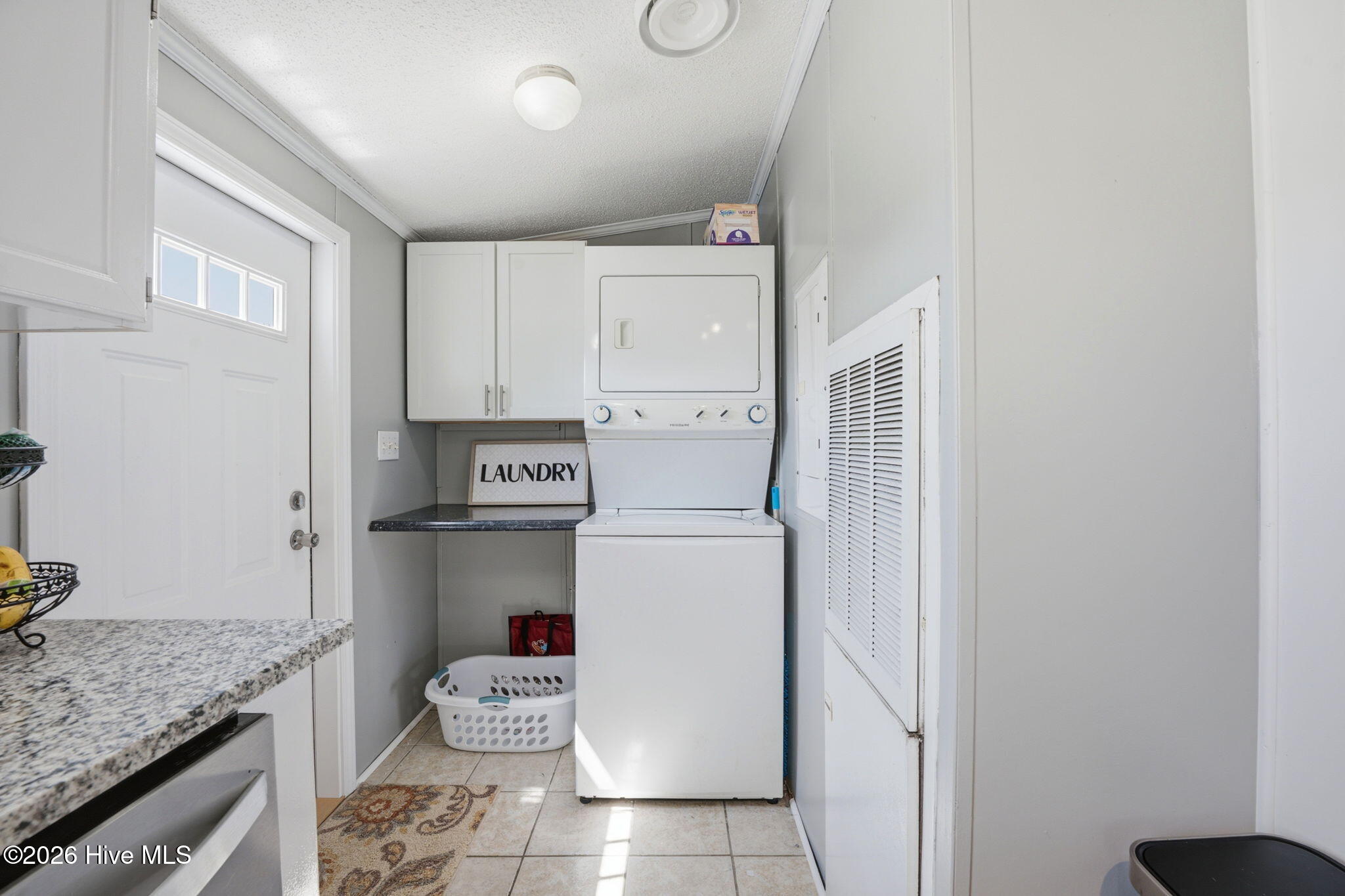 101 S Cherie Court,New Bern