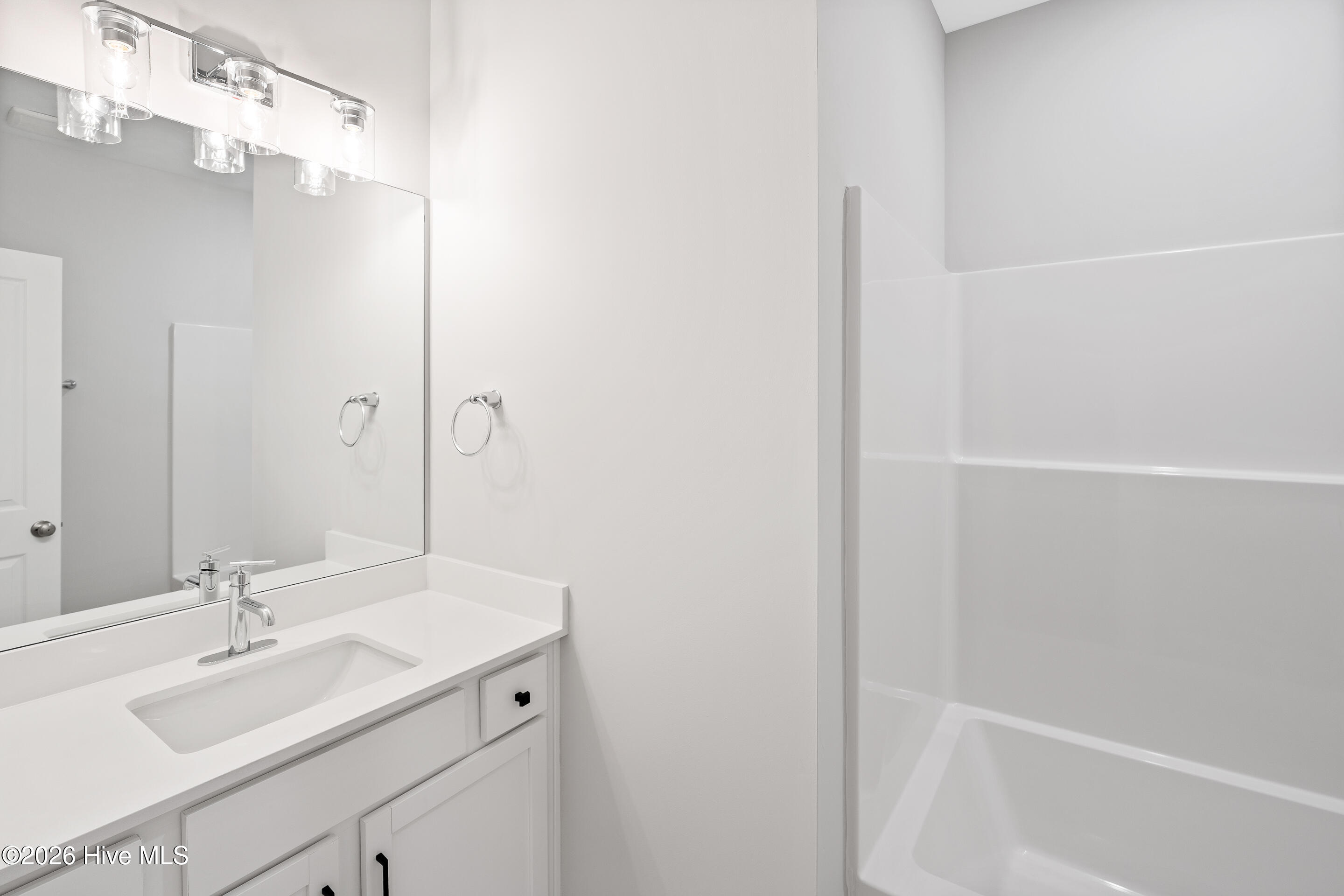 100552787 | Photo 18