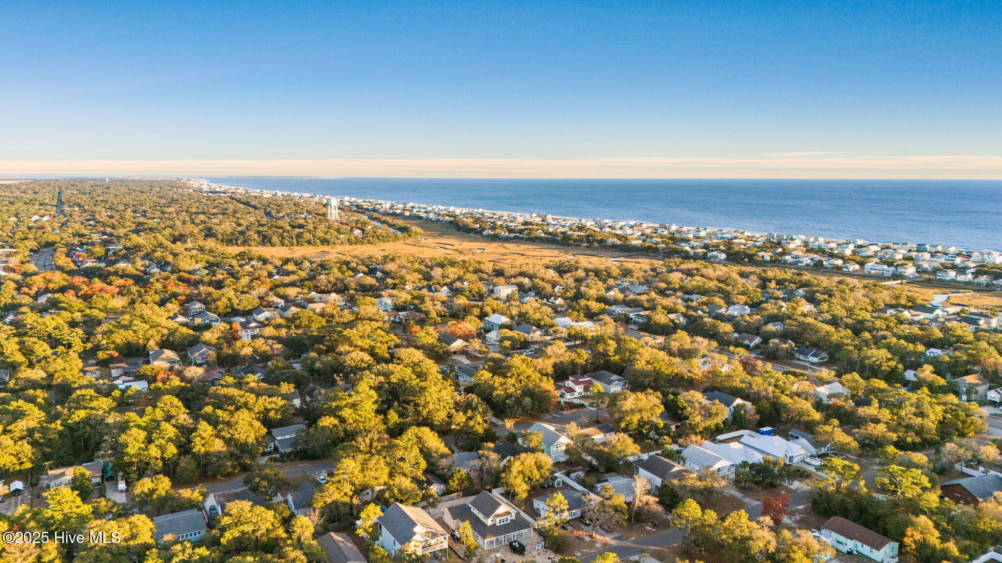 100545093 | Photo 43