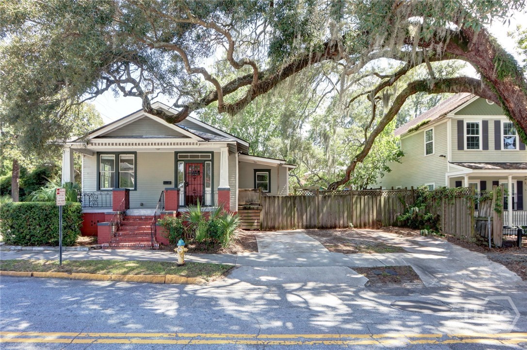 2nd image of 402 E 38th St, Savannah, GA 31401 | MLS# SA362757