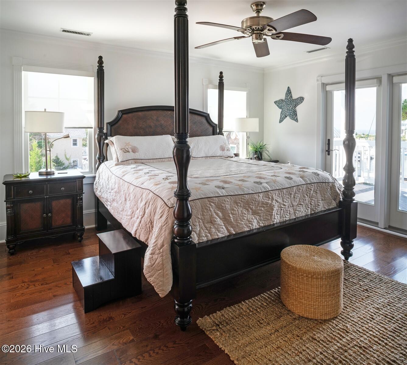 100559569 | Photo 27