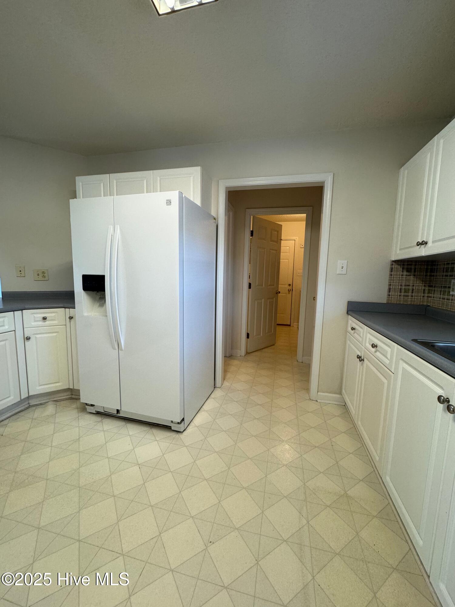 100539298 | Photo 11